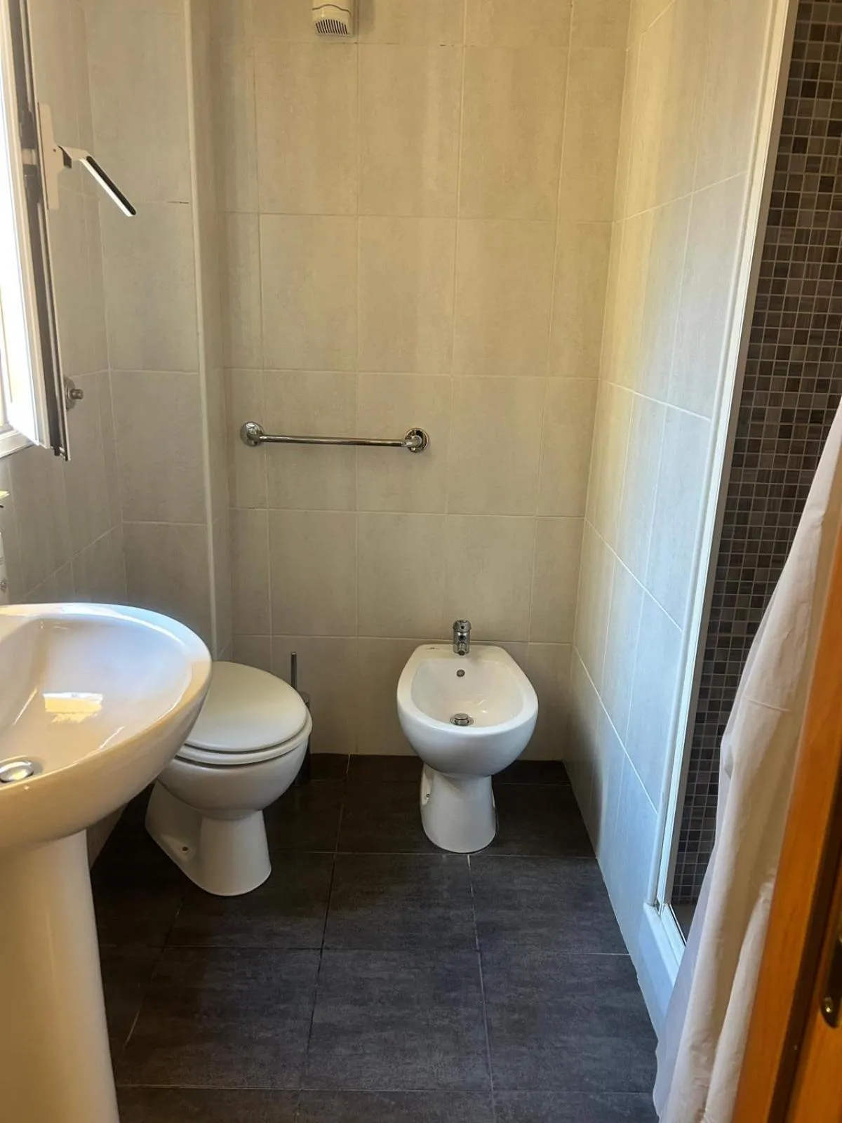 Bathroom in Accommodation Corallo