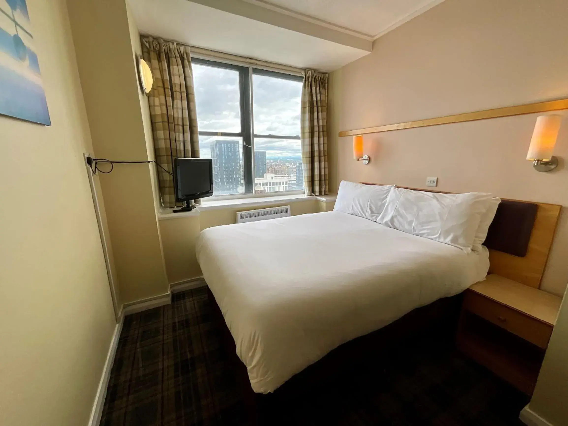 Double Room in Britannia Inn Glasgow Double Room in Britannia Inn Glasgow