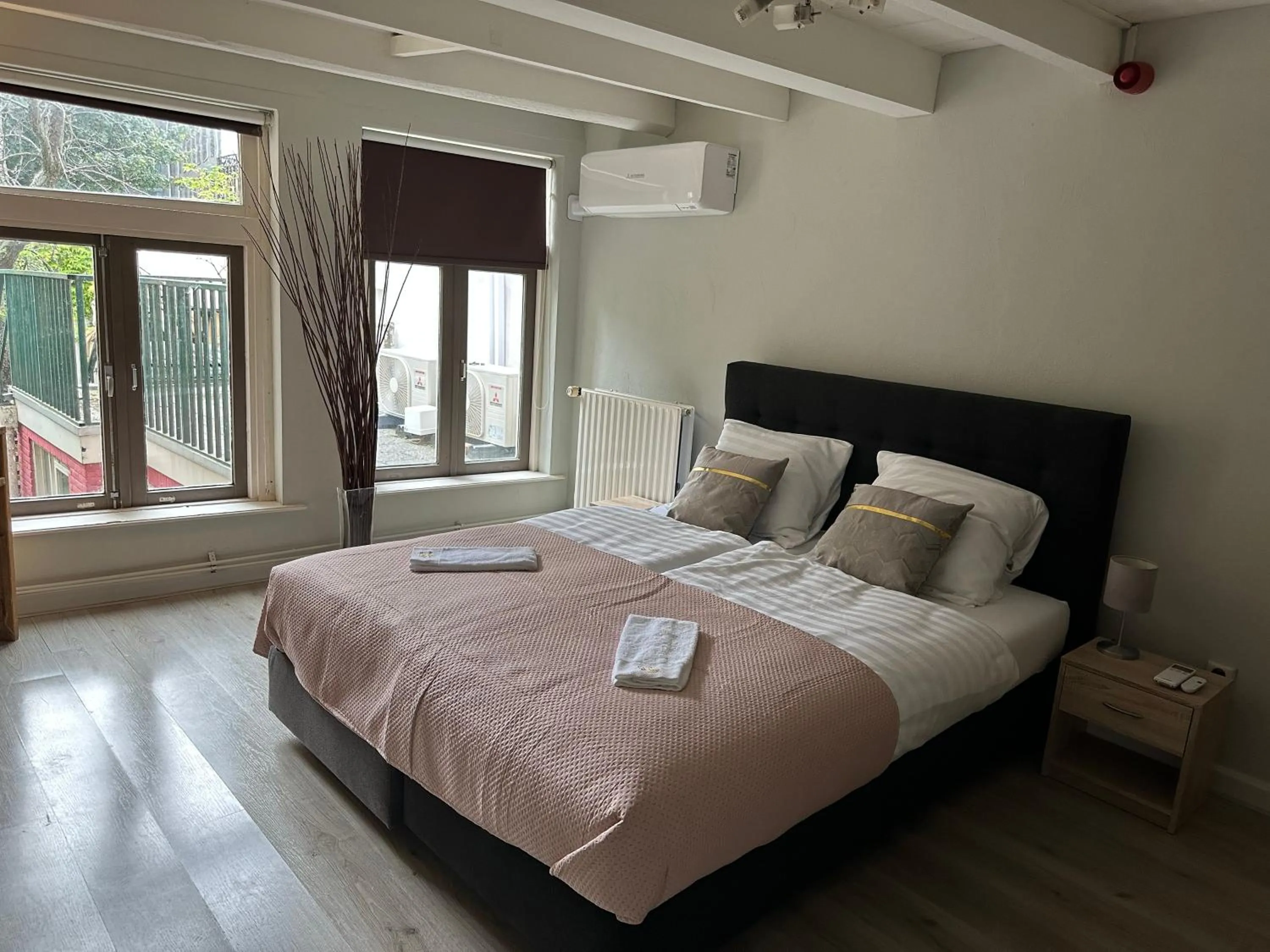 Bed in De Bronzen Koets