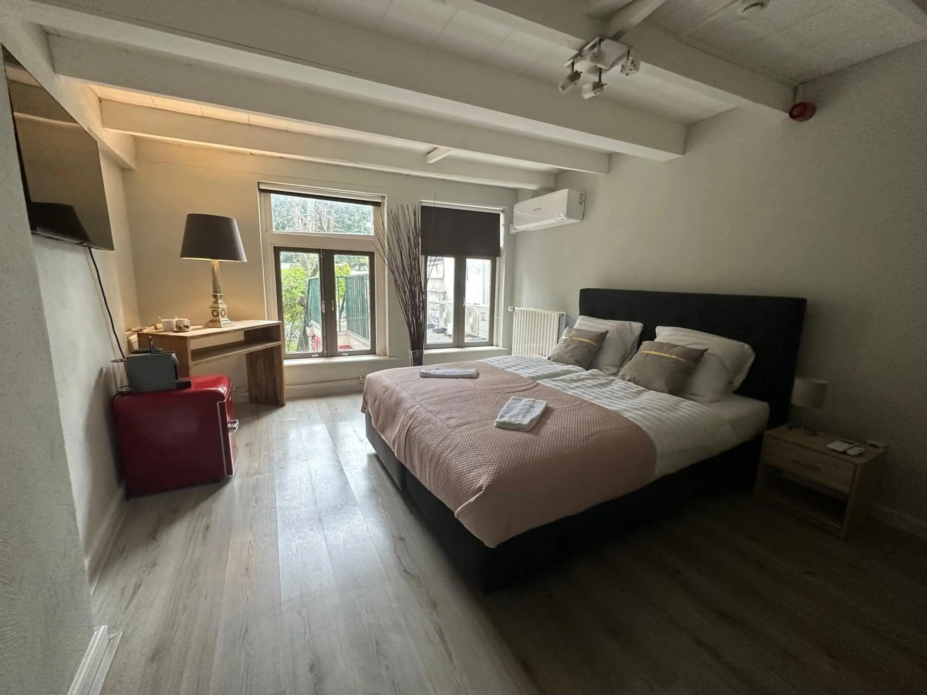 Photo of the whole room, Bed in De Bronzen Koets Photo of the whole room, Bed in De Bronzen Koets