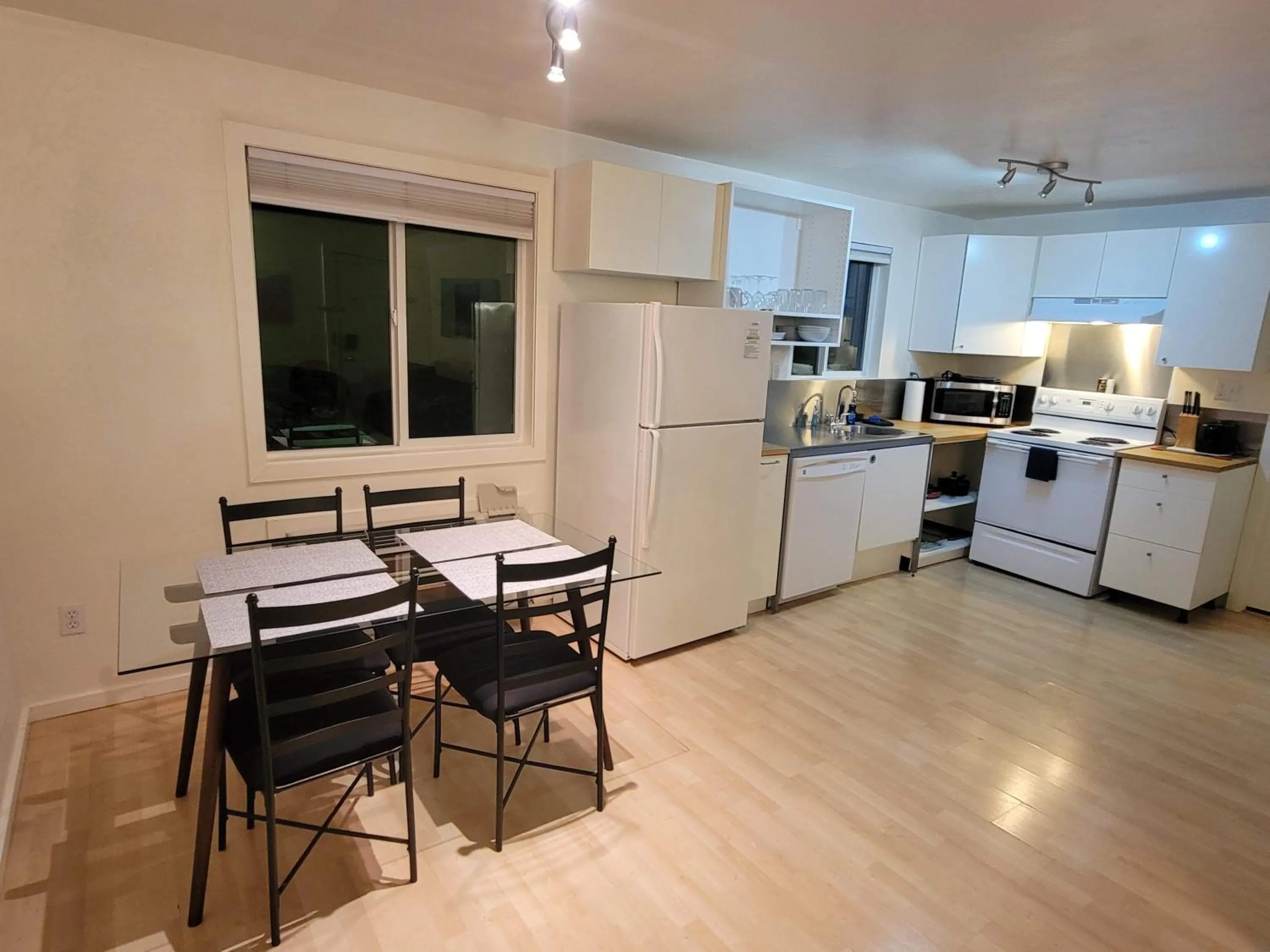 Hood River Suites Extended Stay Apartment Hotel