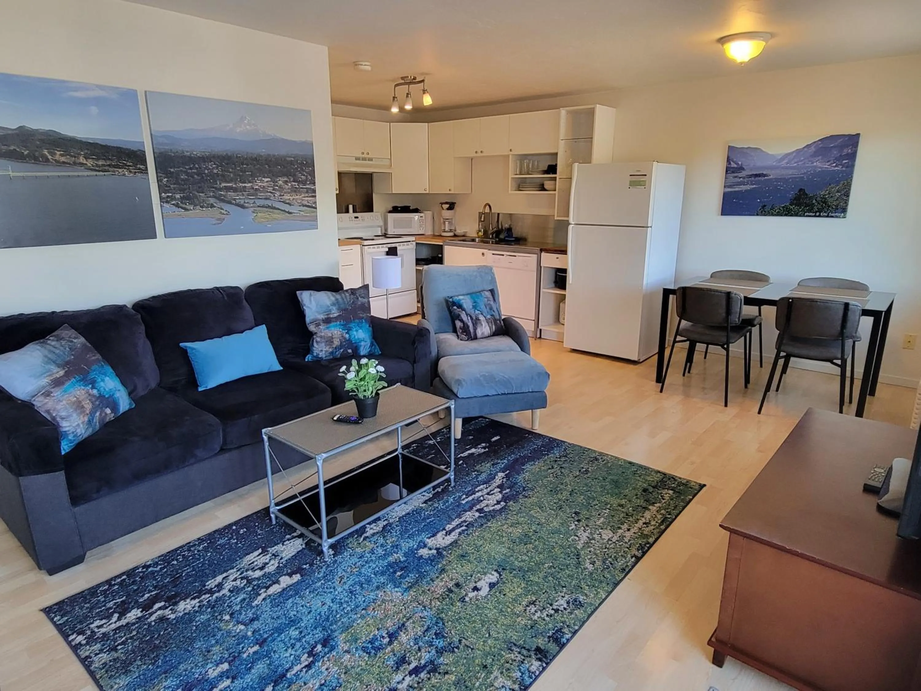 Hood River Suites Extended Stay Apartment Hotel