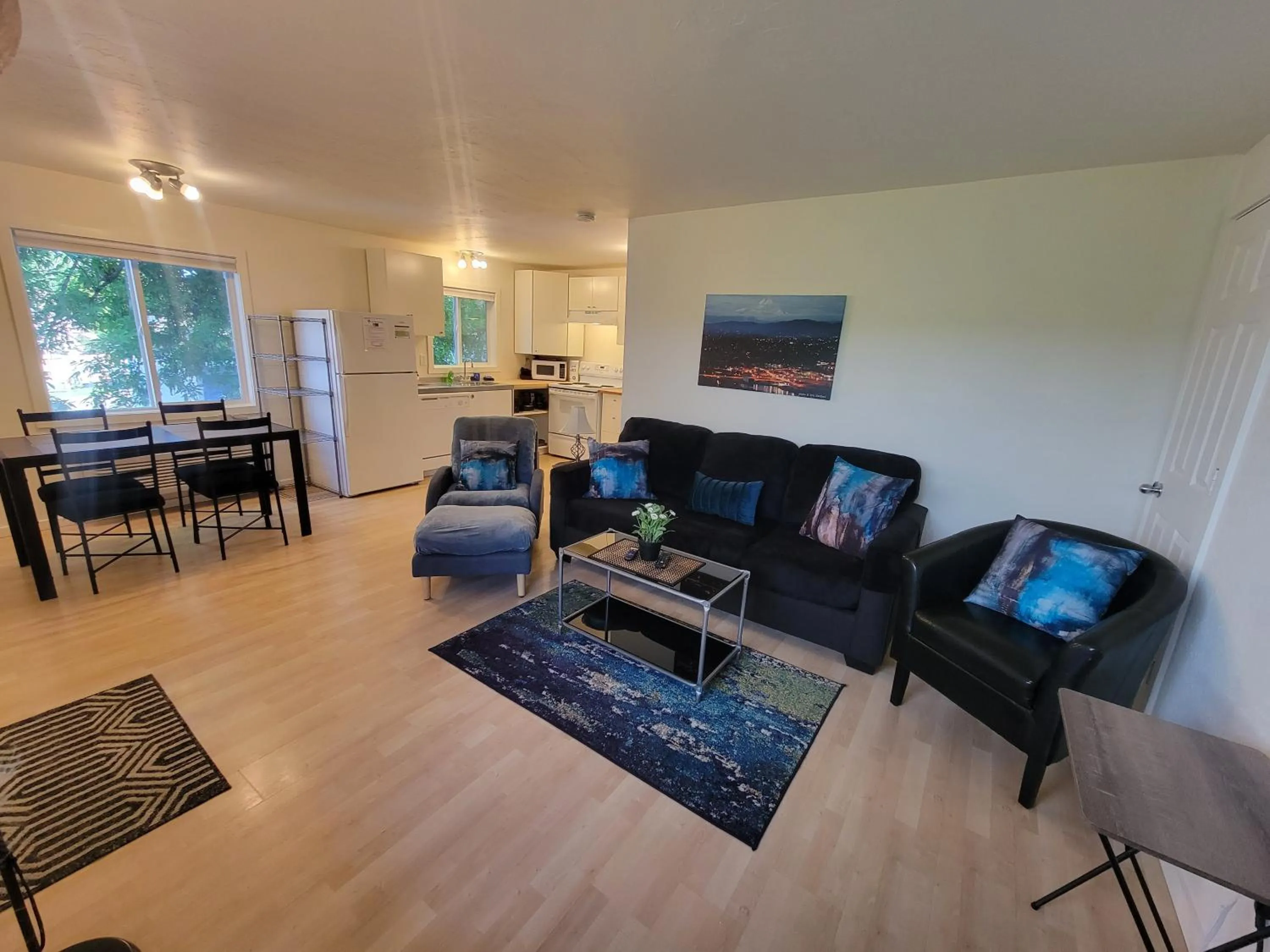 Hood River Suites Extended Stay Apartment Hotel