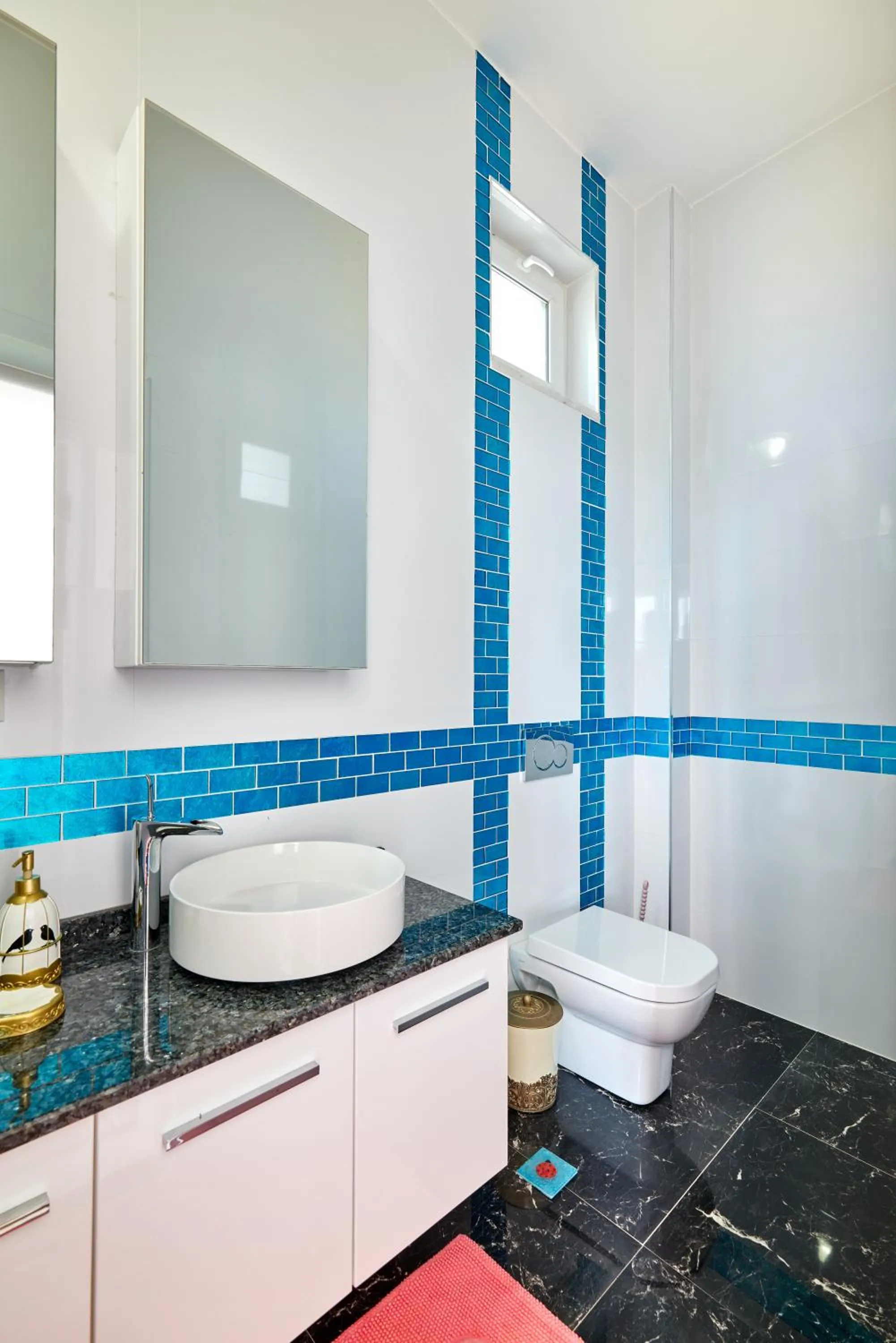 Shower in Beyaz Köşk Geyve