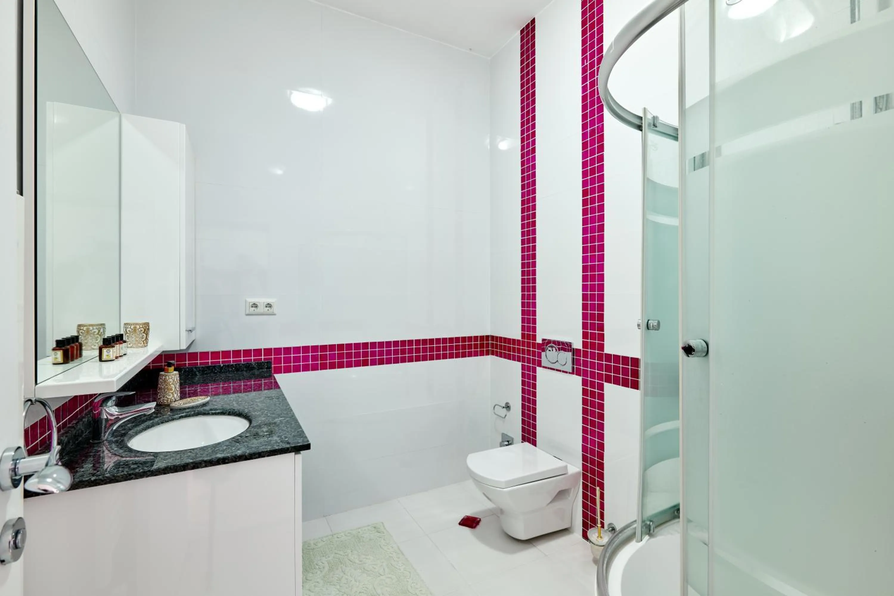 Shower in Beyaz Köşk Geyve