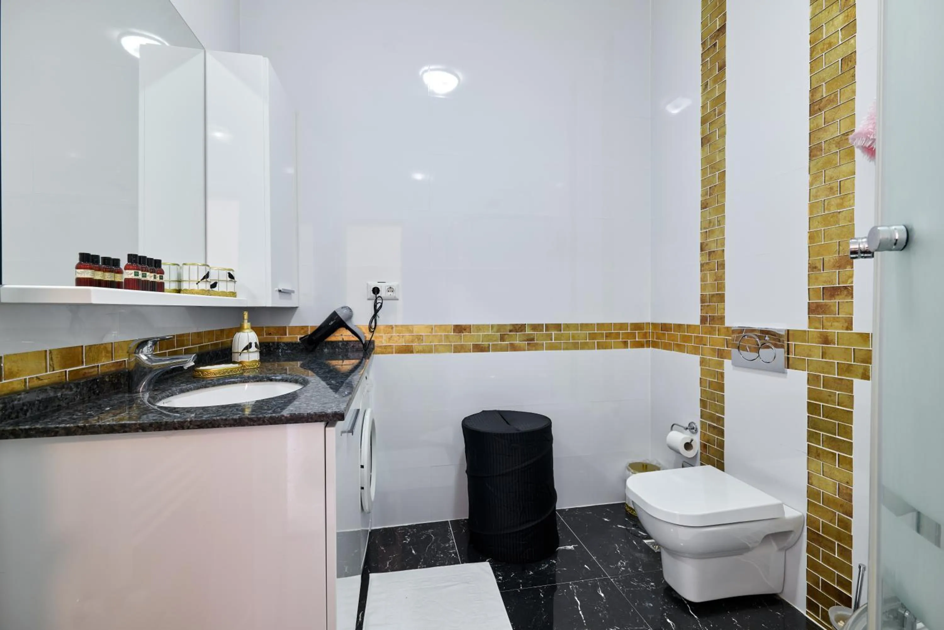 Toilet in Beyaz Köşk Geyve