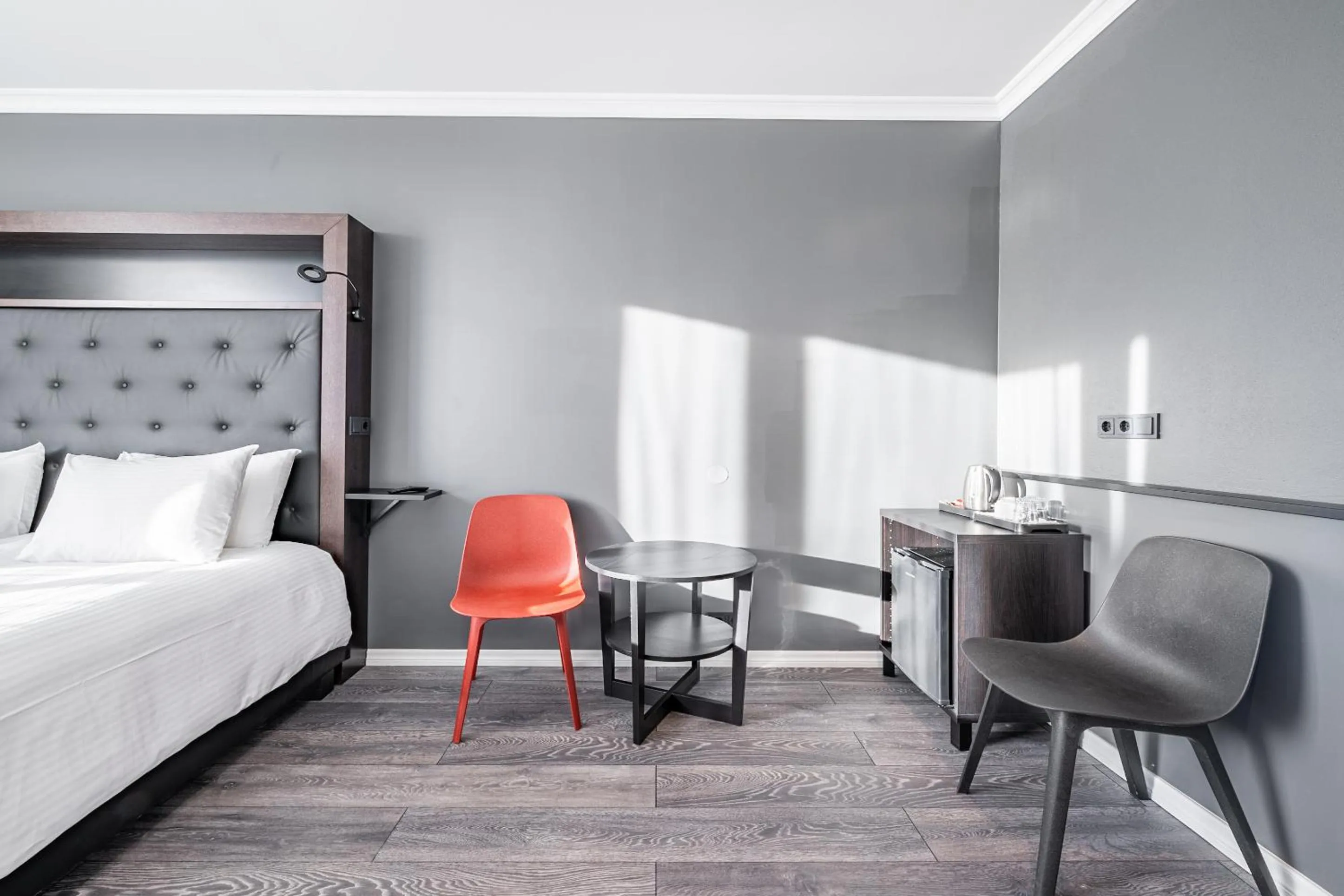 Bedroom, Bed in Hotel Aska