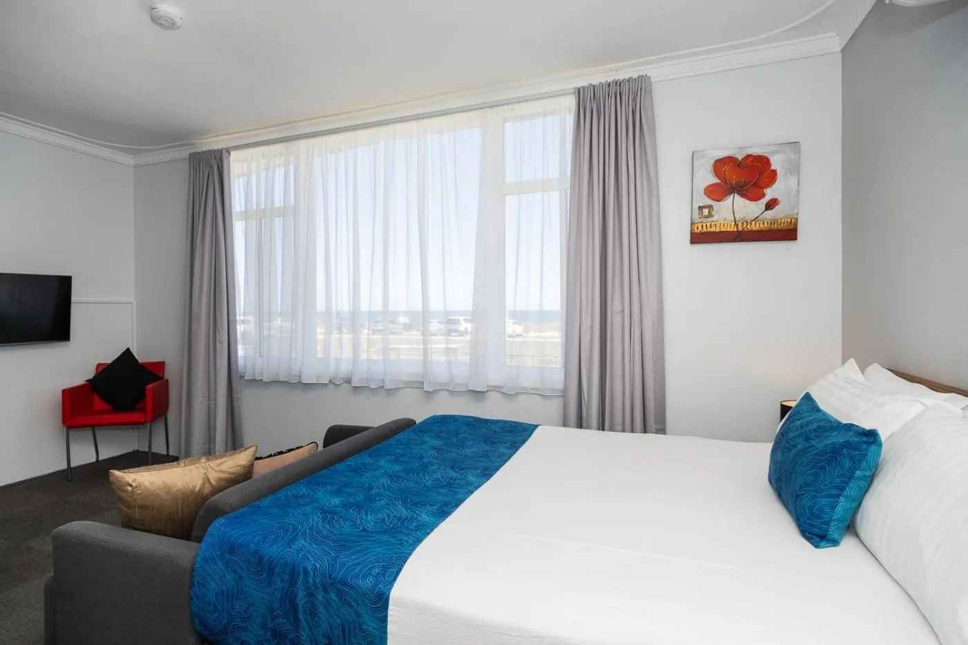 Bed in Ocean Drive Motel