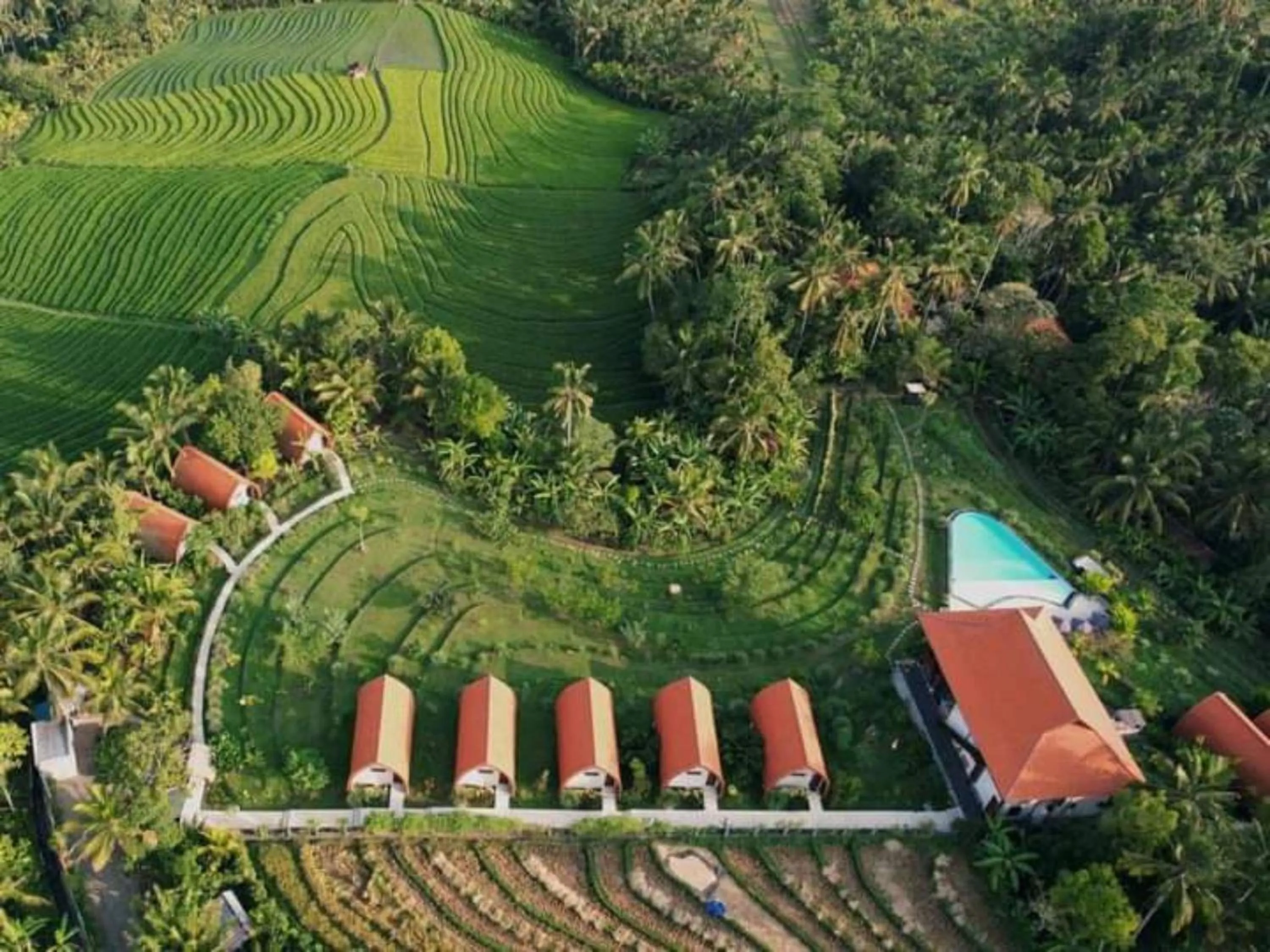 Property building in Antagana Retreat