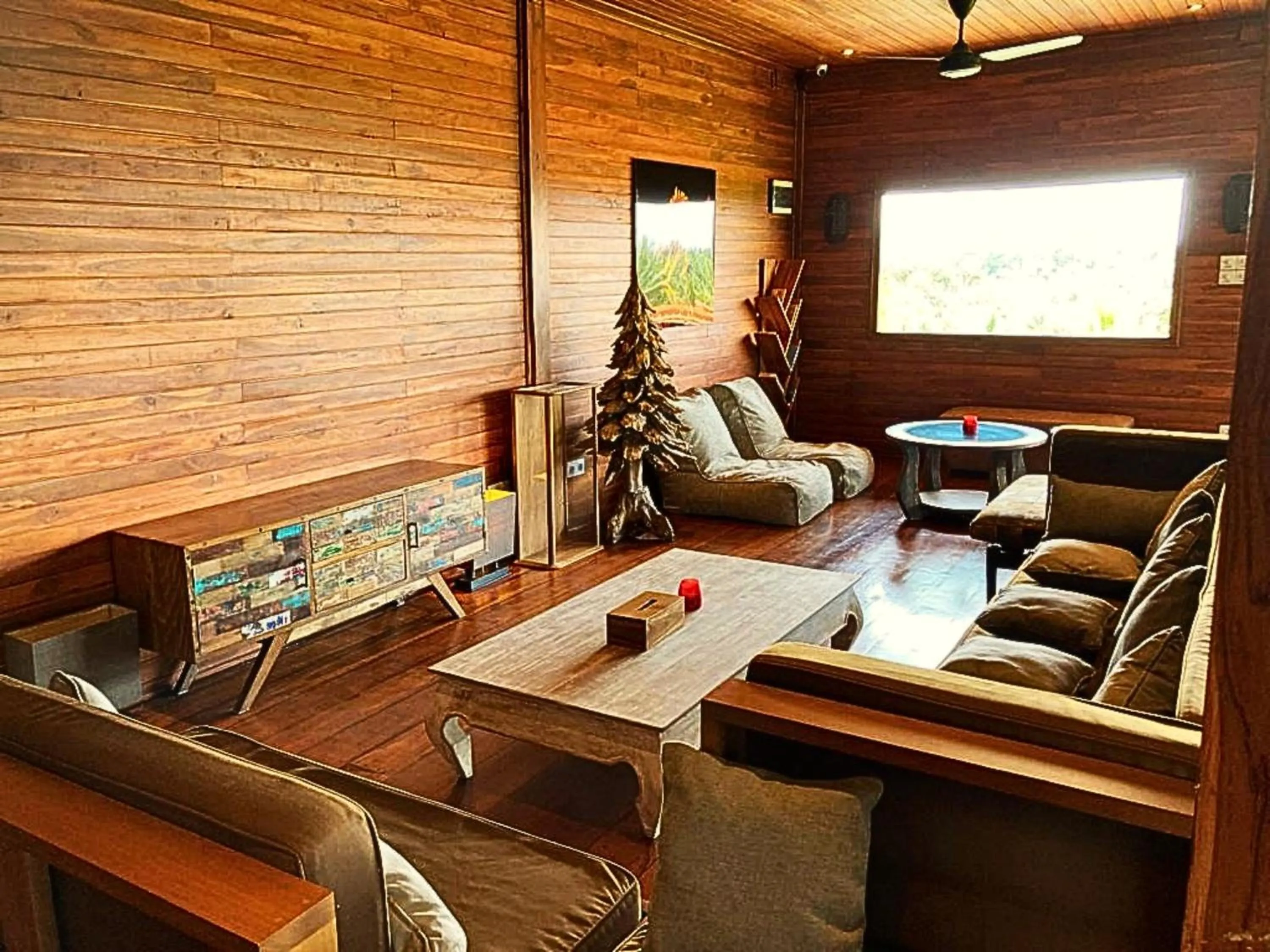 Restaurant/places to eat in Antagana Retreat