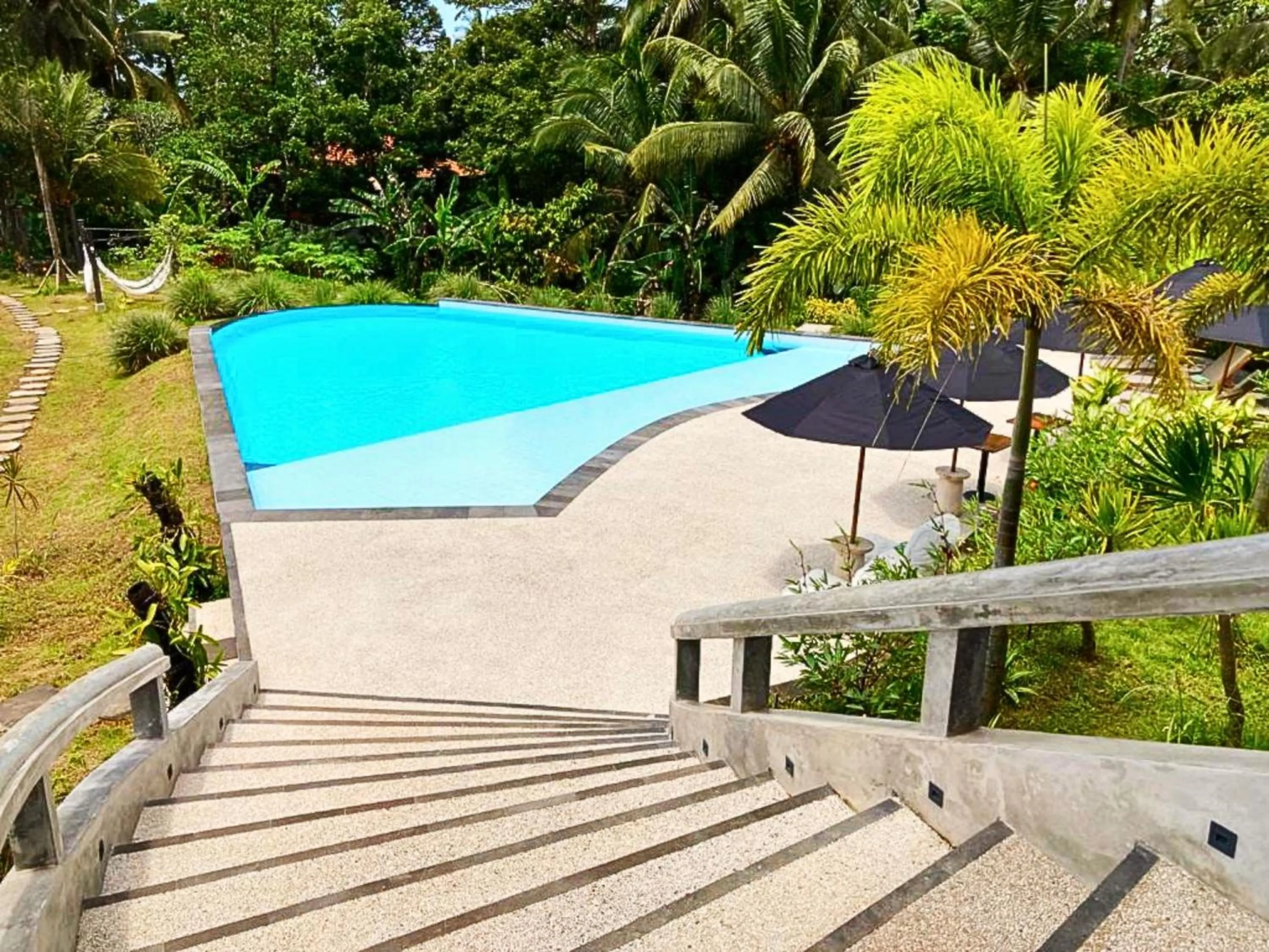Swimming pool in Antagana Retreat