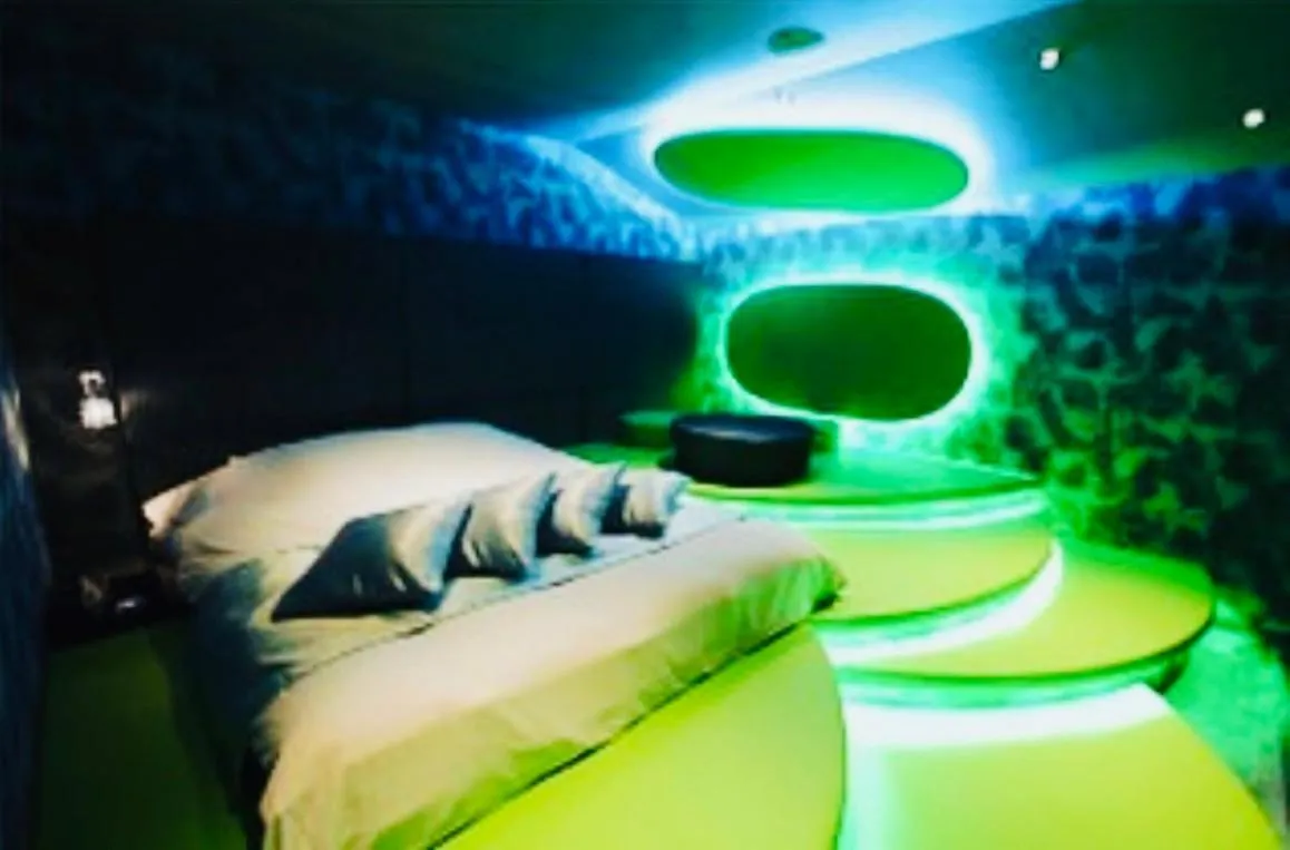 Bedroom in Asokono Hotel