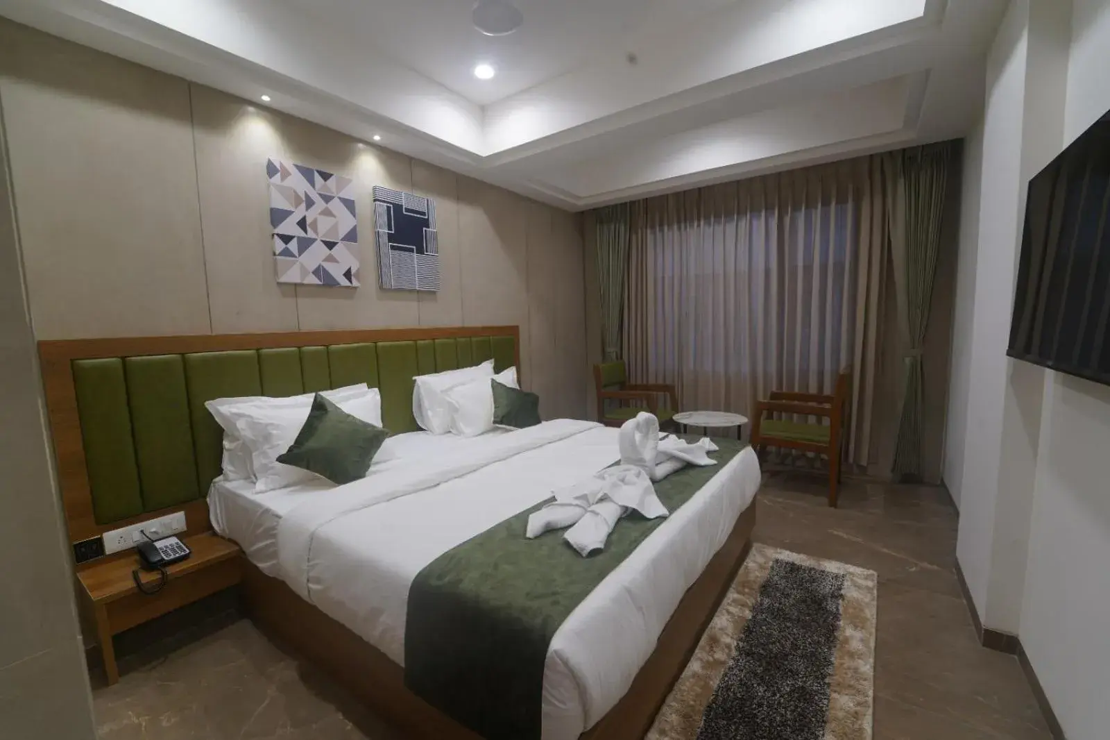 Bed in HOTEL STATURE INN Bed in HOTEL STATURE INN