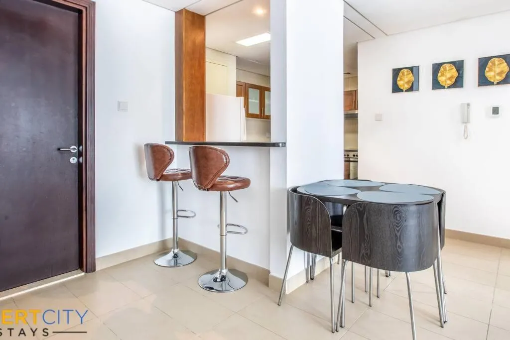 Fully Furnished 1 Bed in JLT, Hosted by Desert City Stays