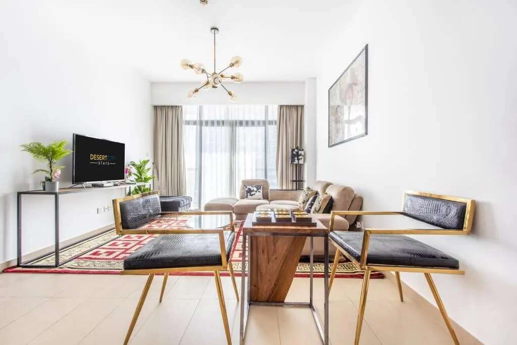 Fully Furnished 1 Bed in JLT, Hosted by Desert City Stays