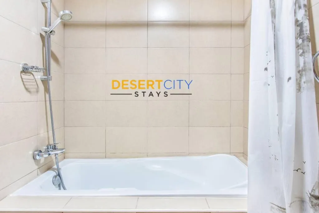 Fully Furnished 1 Bed in JLT, Hosted by Desert City Stays