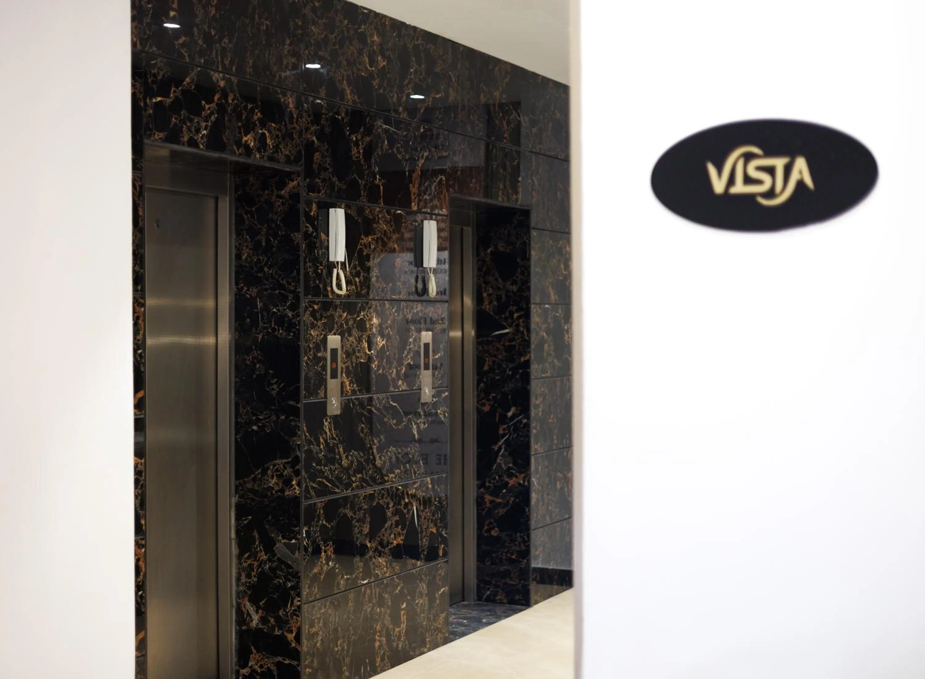 elevator in The Eliot Hotel & Banquet