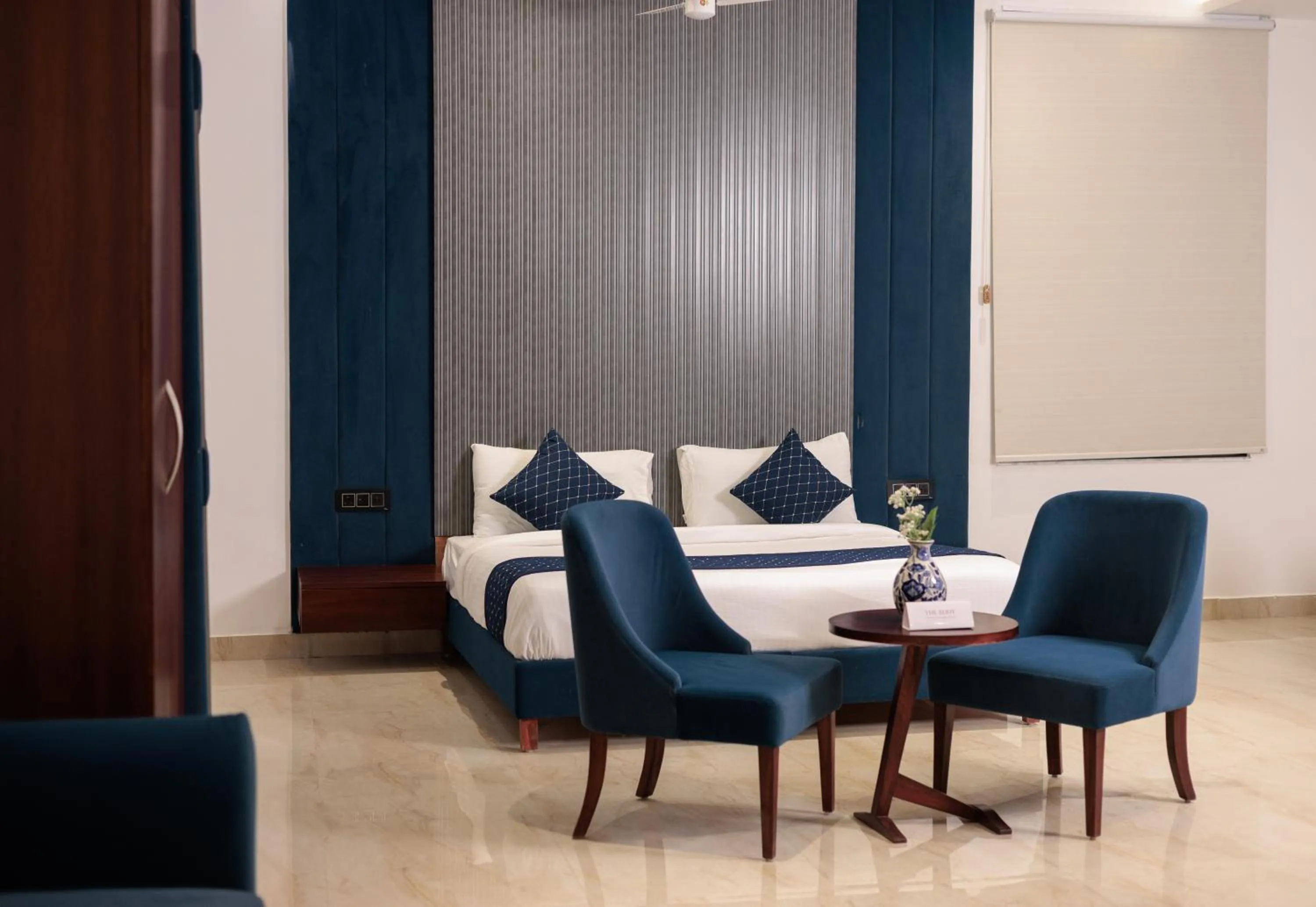 Bed in The Eliot Hotel & Banquet