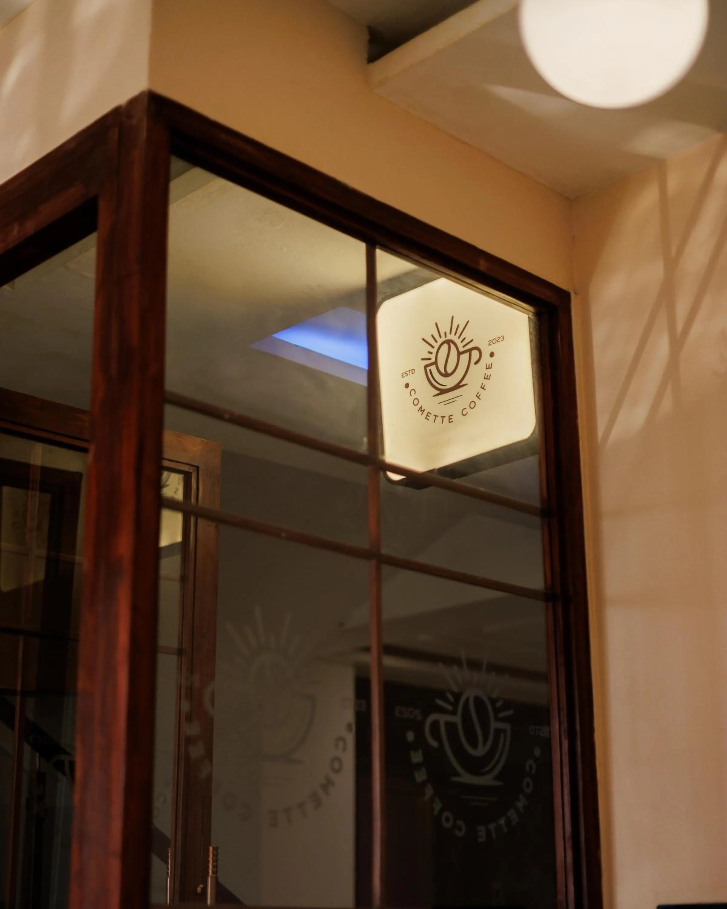 Restaurant/places to eat in The Eliot Hotel & Banquet