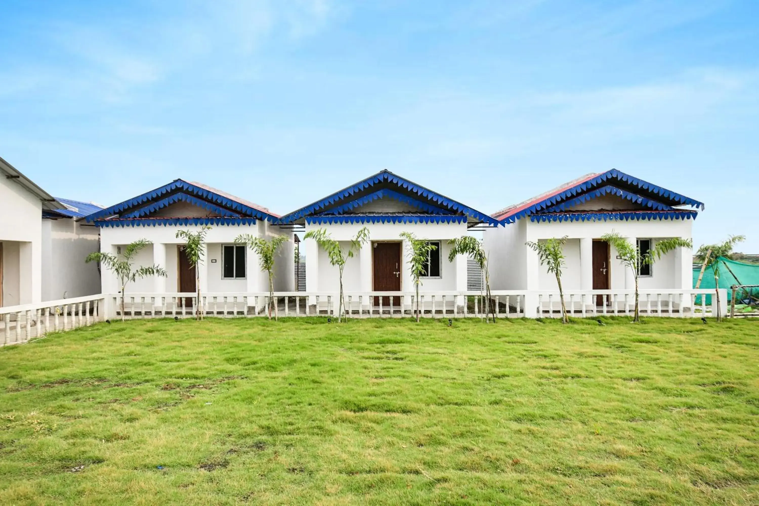 Facade/entrance in Hotel O Mango Leaf Hotel & Restaurant Facade/entrance in Hotel O Mango Leaf Hotel & Restaurant