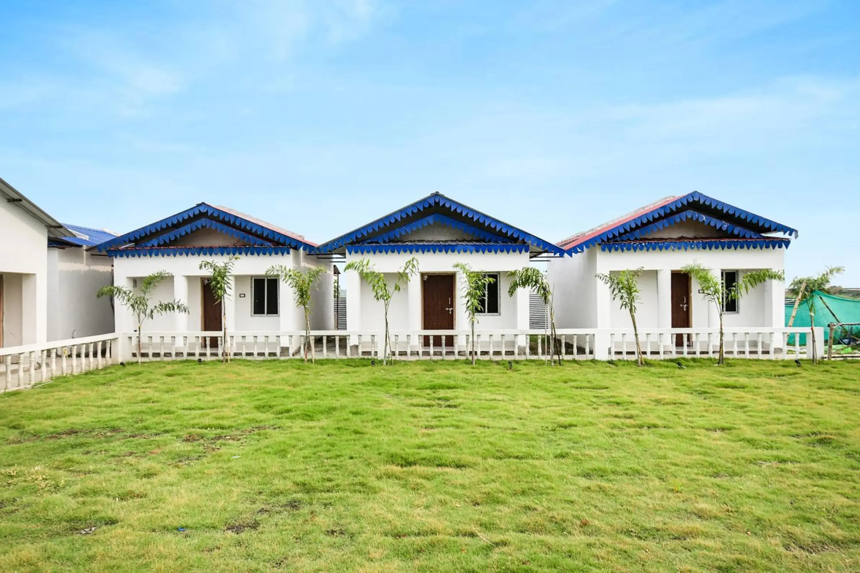 Facade/entrance in Hotel O Mango Leaf Hotel & Restaurant Facade/entrance in Hotel O Mango Leaf Hotel & Restaurant