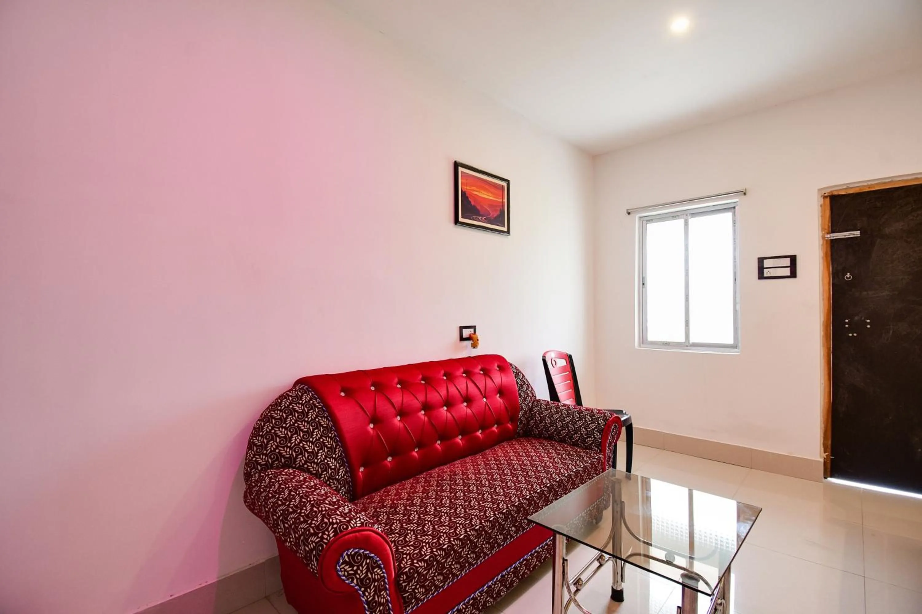 Bedroom in Hotel O Mango Leaf Hotel & Restaurant