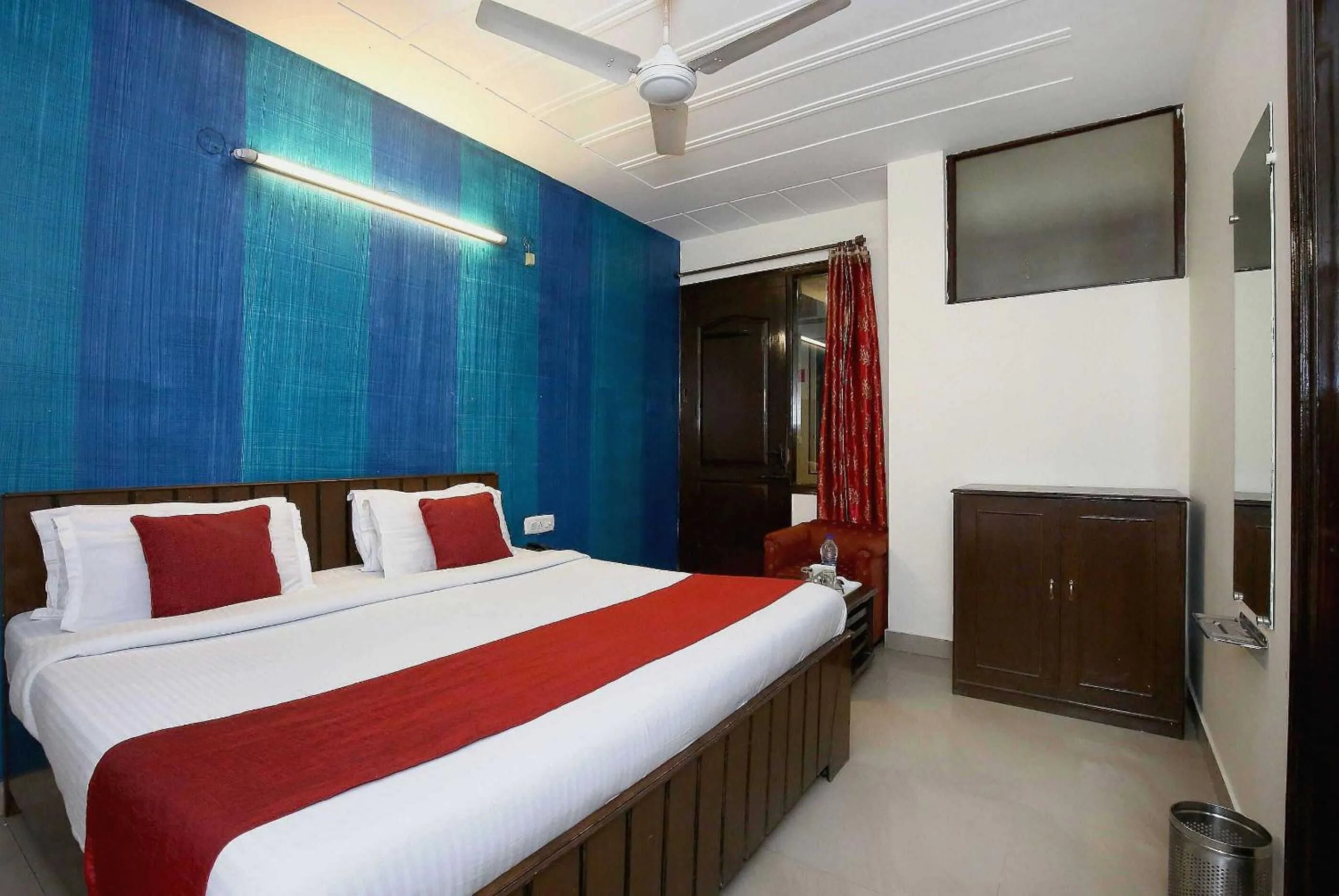 Bedroom in Hotel O Sangam 45
