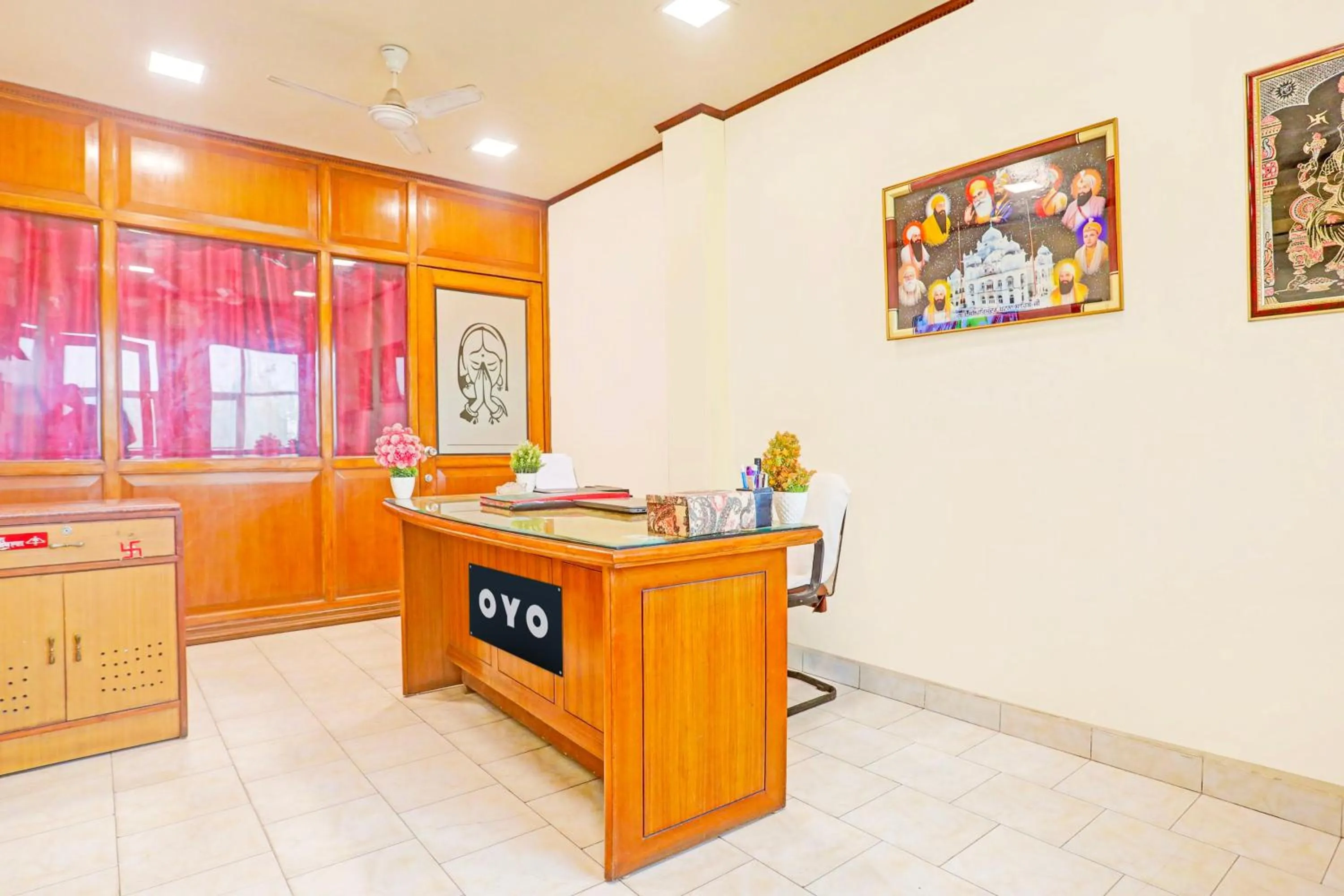 Lobby or reception in HOTEL O KRISHNA VILLA