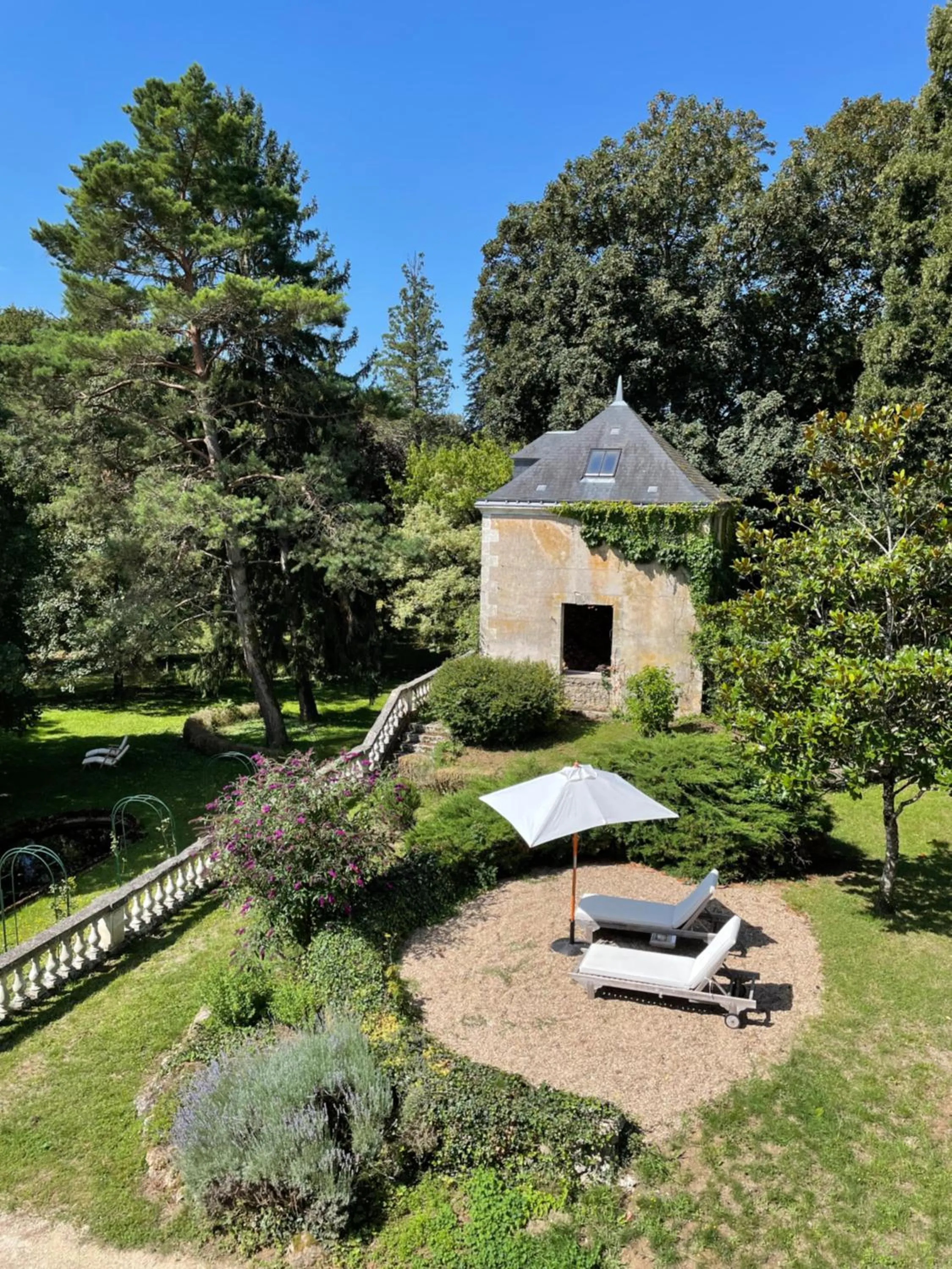 Patio in Château de la Huberdière