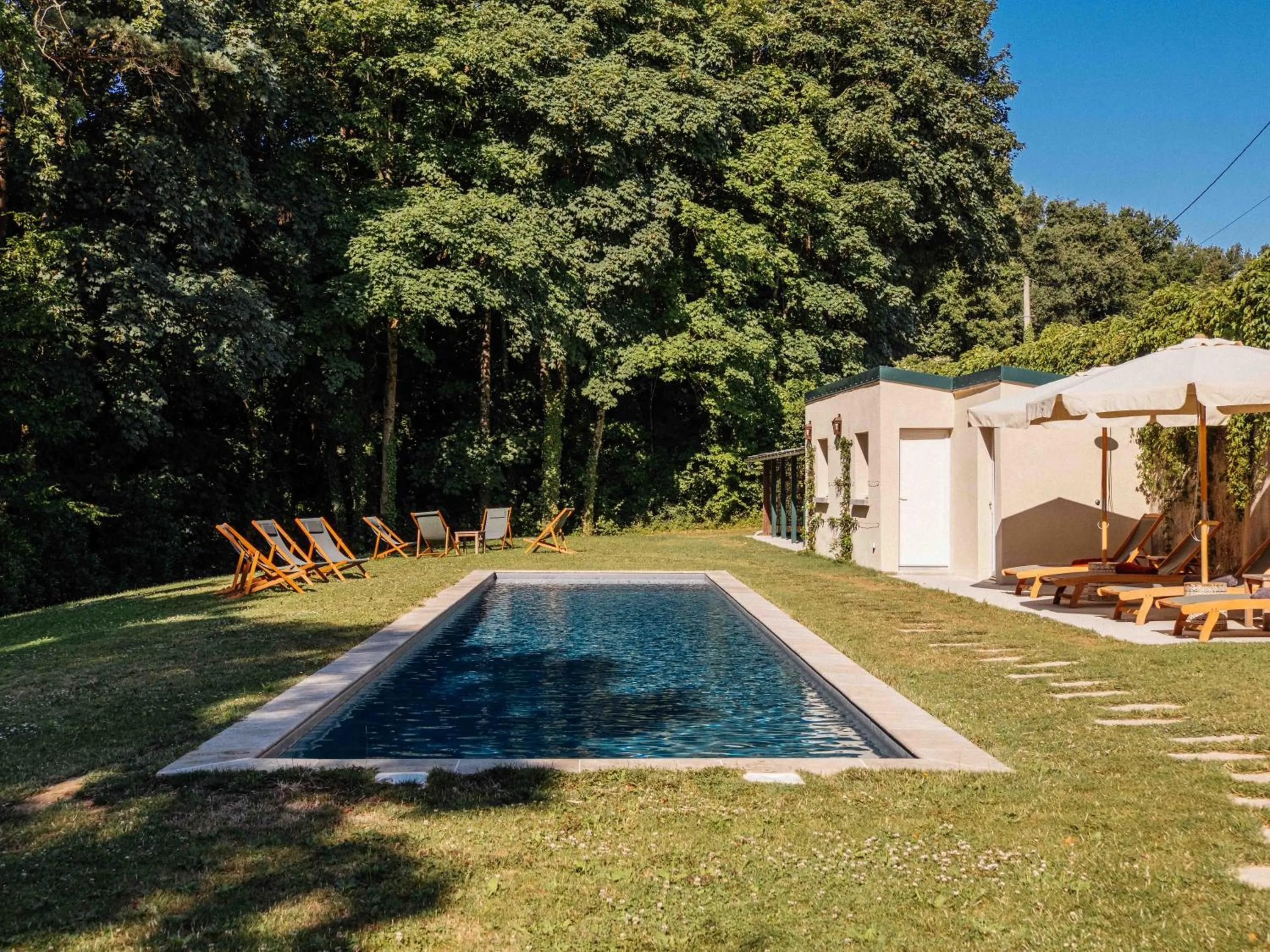 Swimming pool in Château de la Huberdière