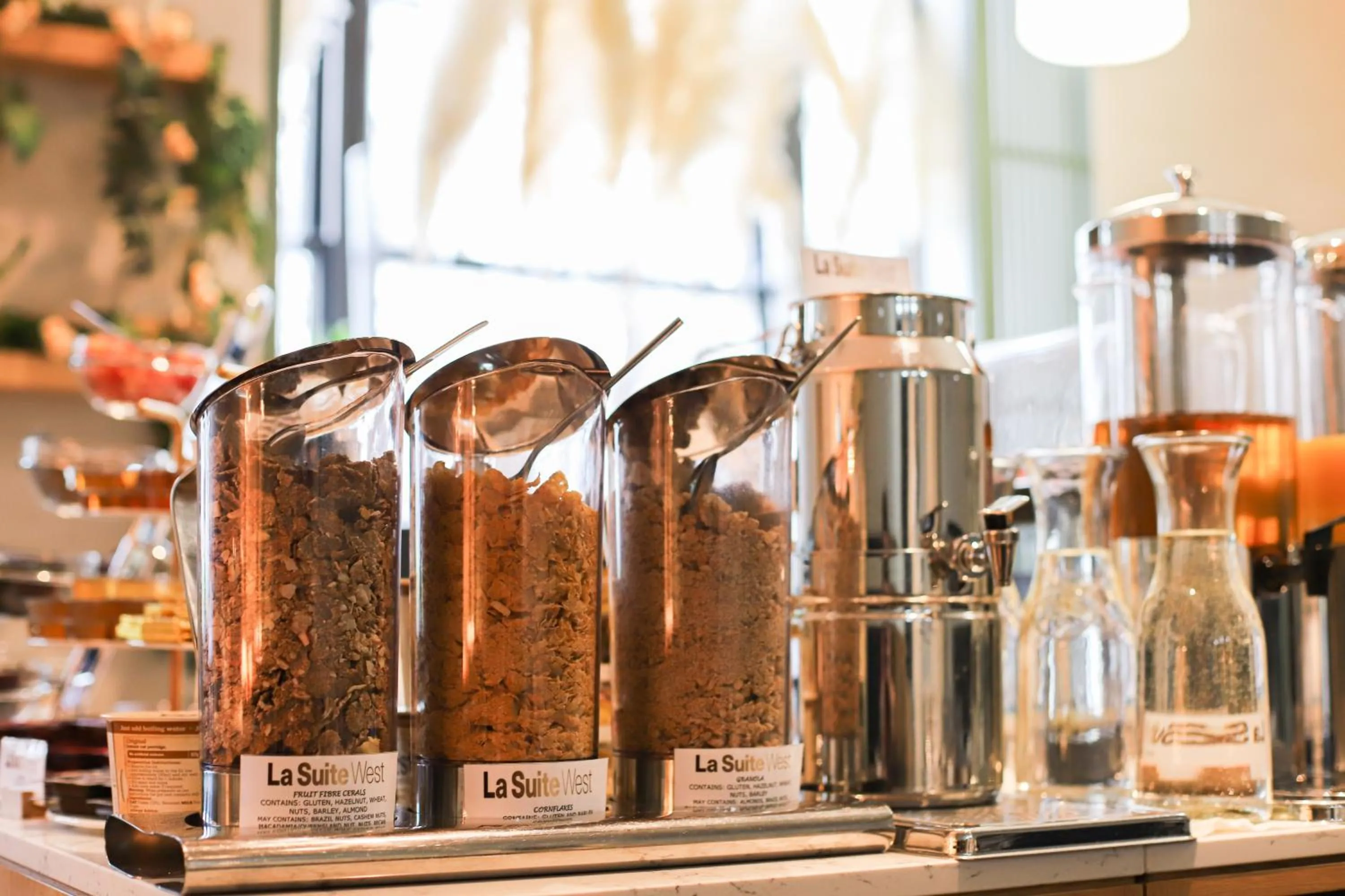 Breakfast in La Suite West - Hyde Park