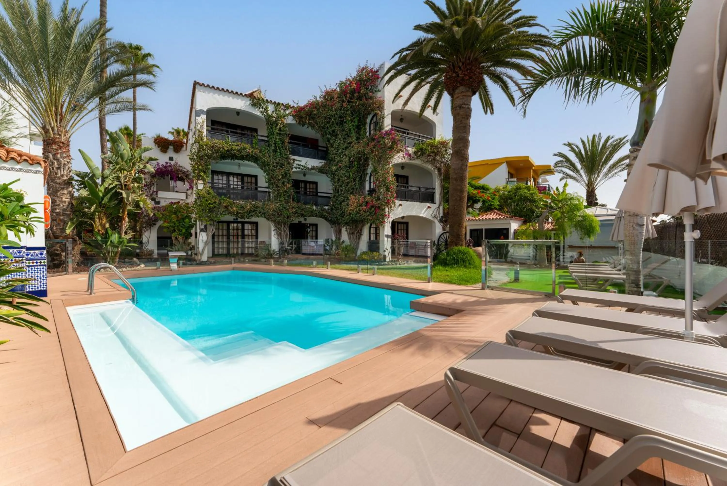 Property building in Alsol El Chaparral