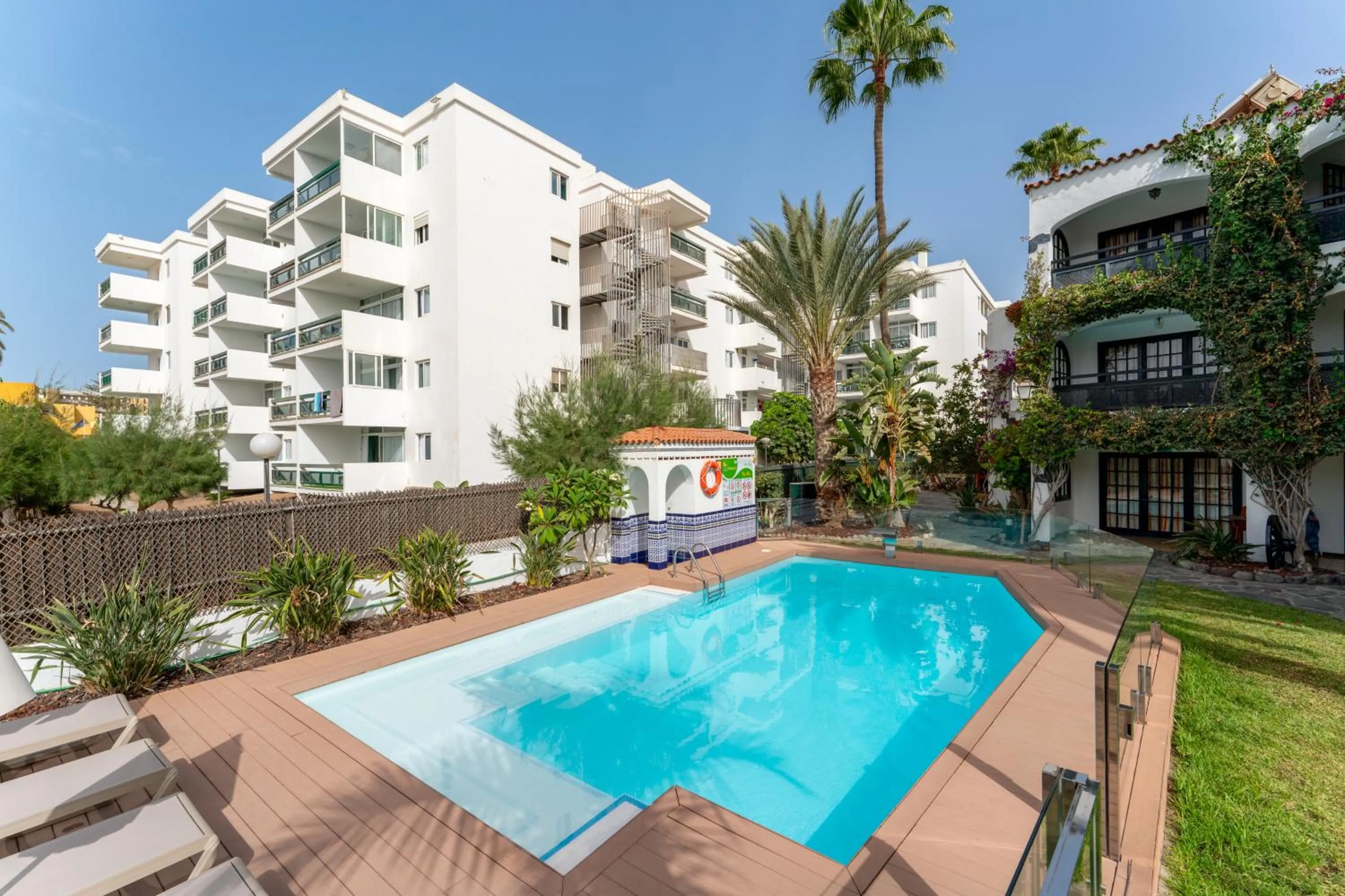 Swimming pool in Alsol El Chaparral