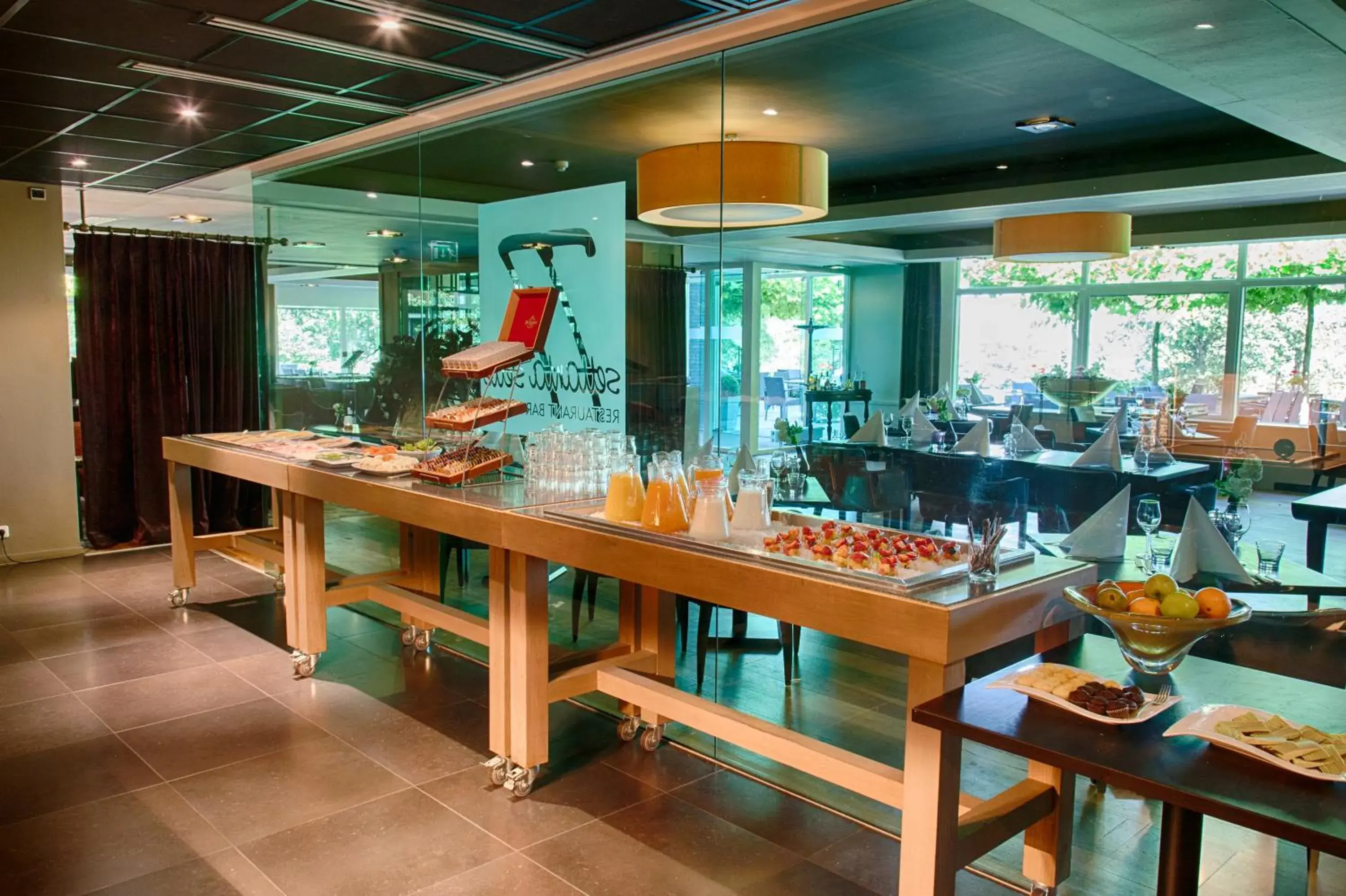 Food and drinks in Fletcher Hotel Restaurant Sallandse Heuvelrug Food and drinks in Fletcher Hotel Restaurant Sallandse Heuvelrug