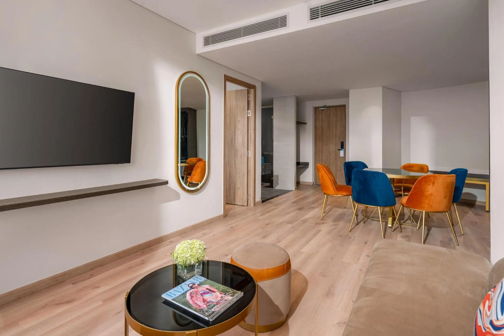 TV and multimedia in Wyndham Hoi An Royal Beachfront Resort & Villas