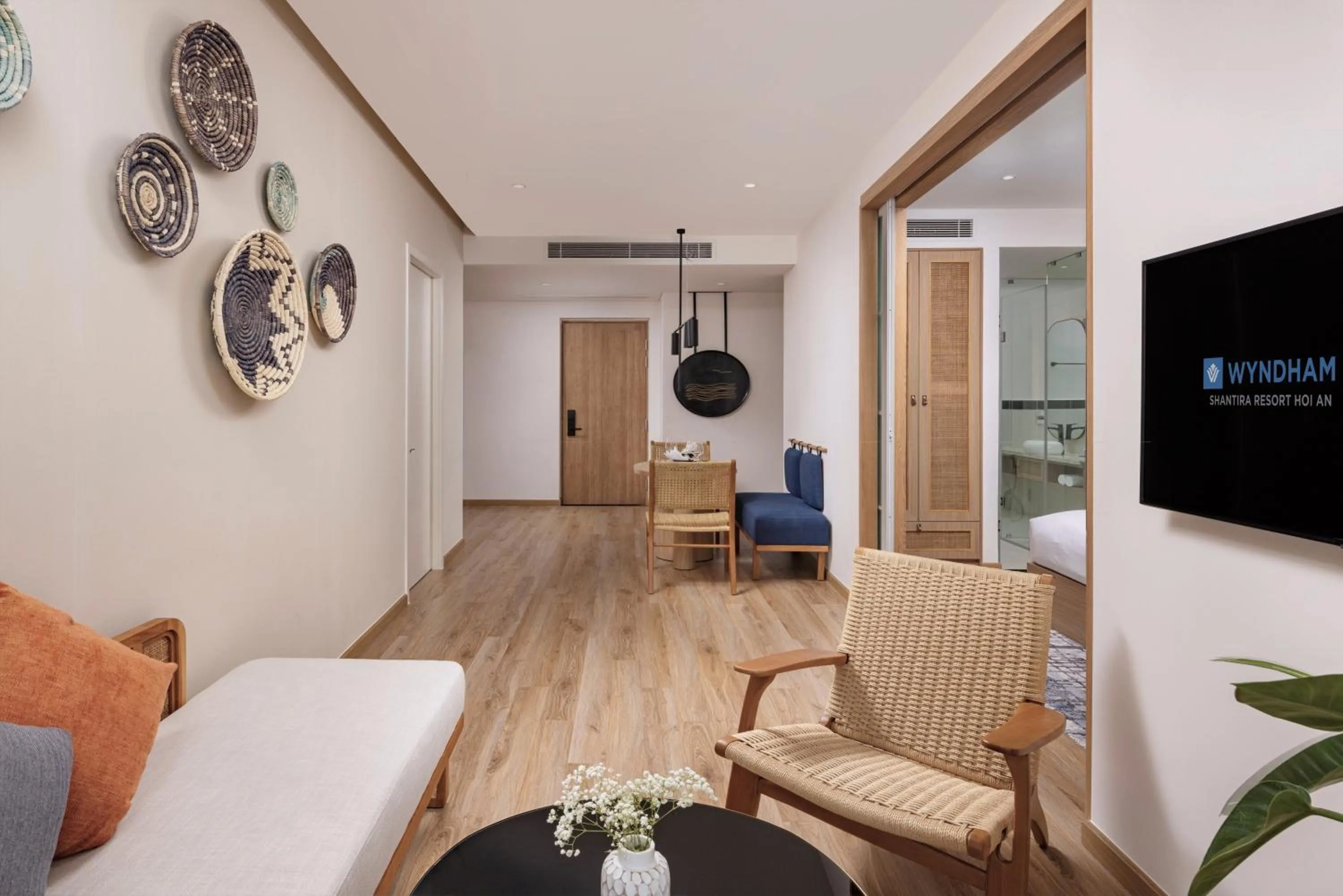 TV and multimedia in Wyndham Hoi An Royal Beachfront Resort & Villas