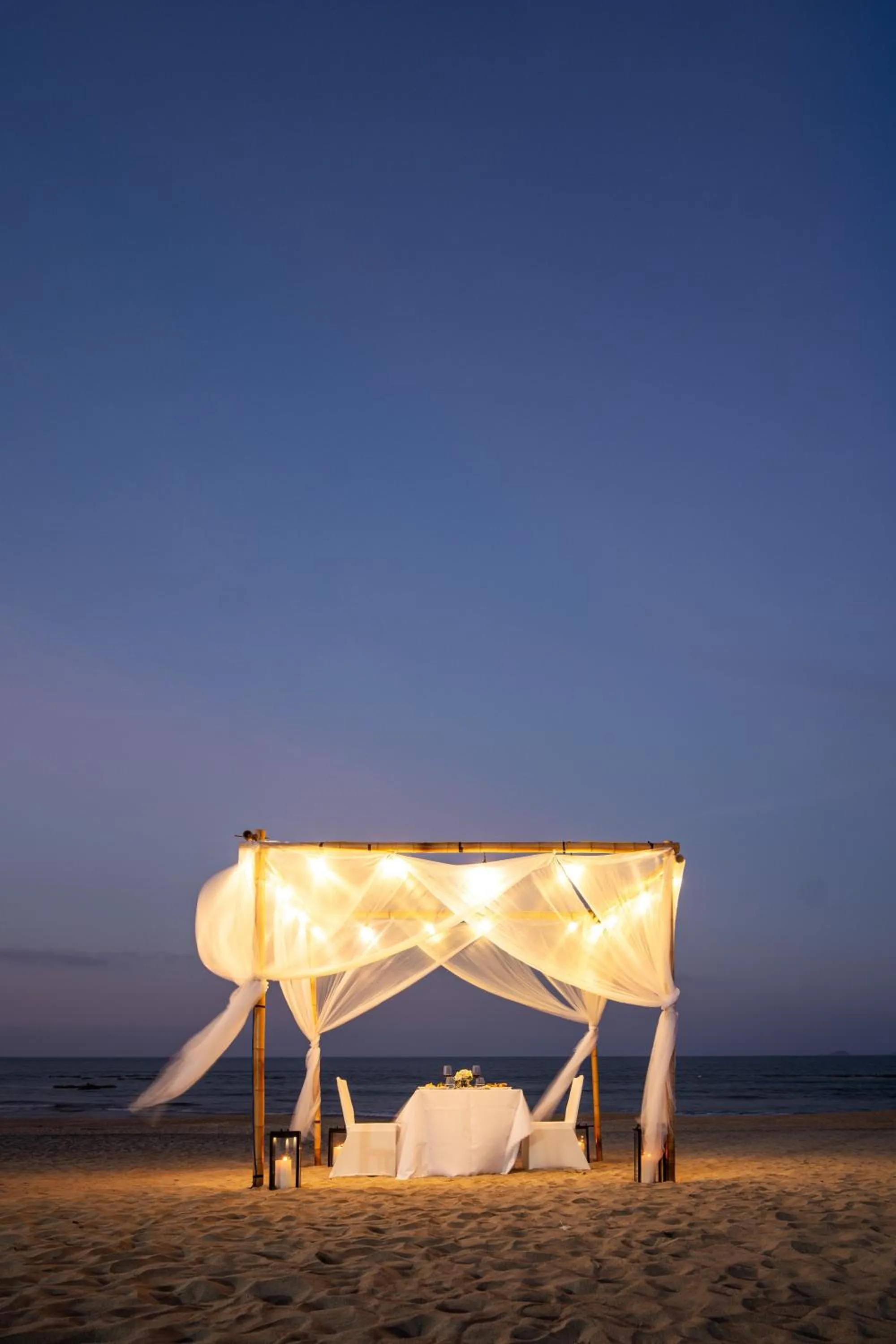 Restaurant/places to eat in Wyndham Hoi An Royal Beachfront Resort & Villas