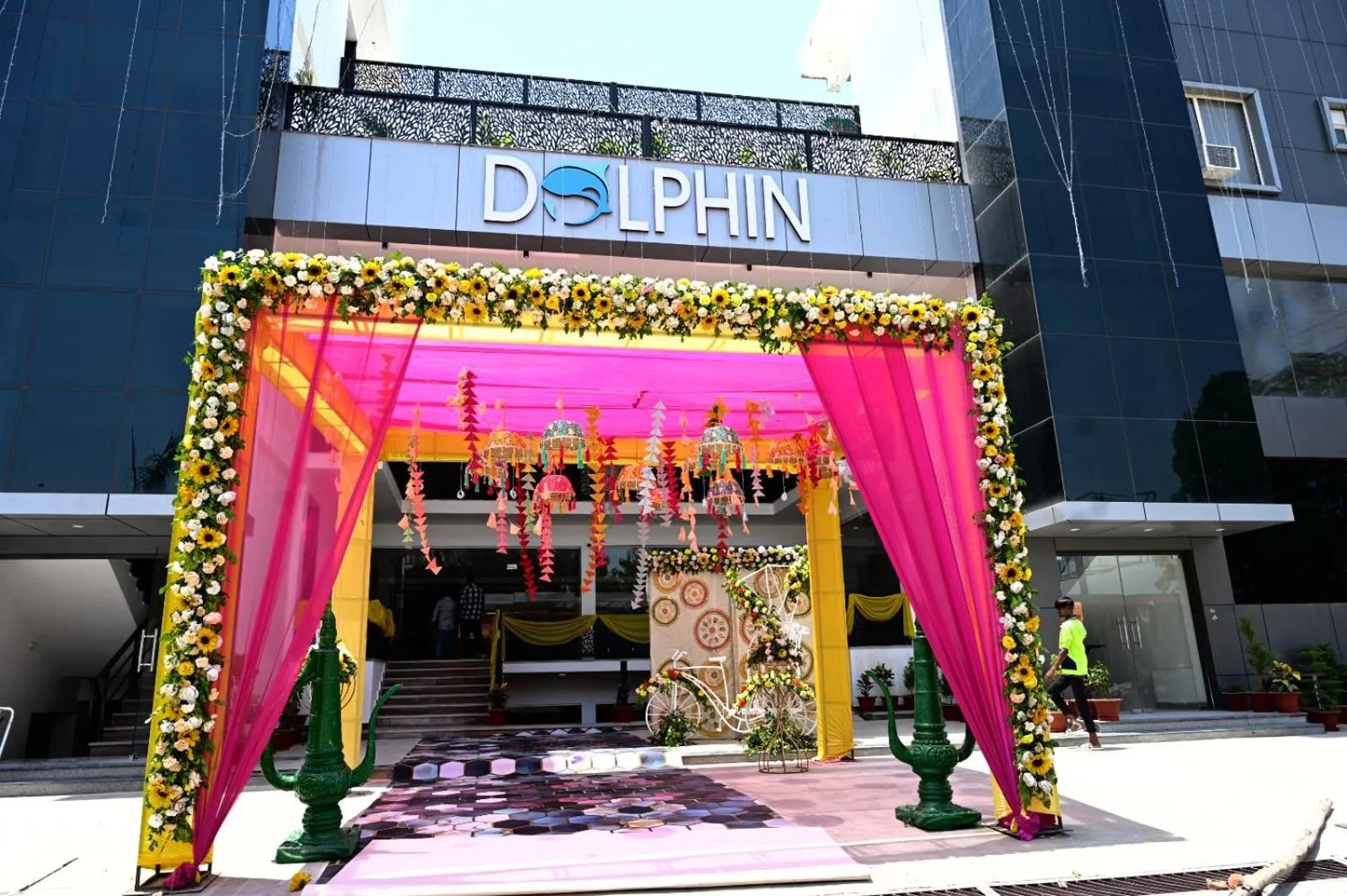 Dolphin Club And Resort