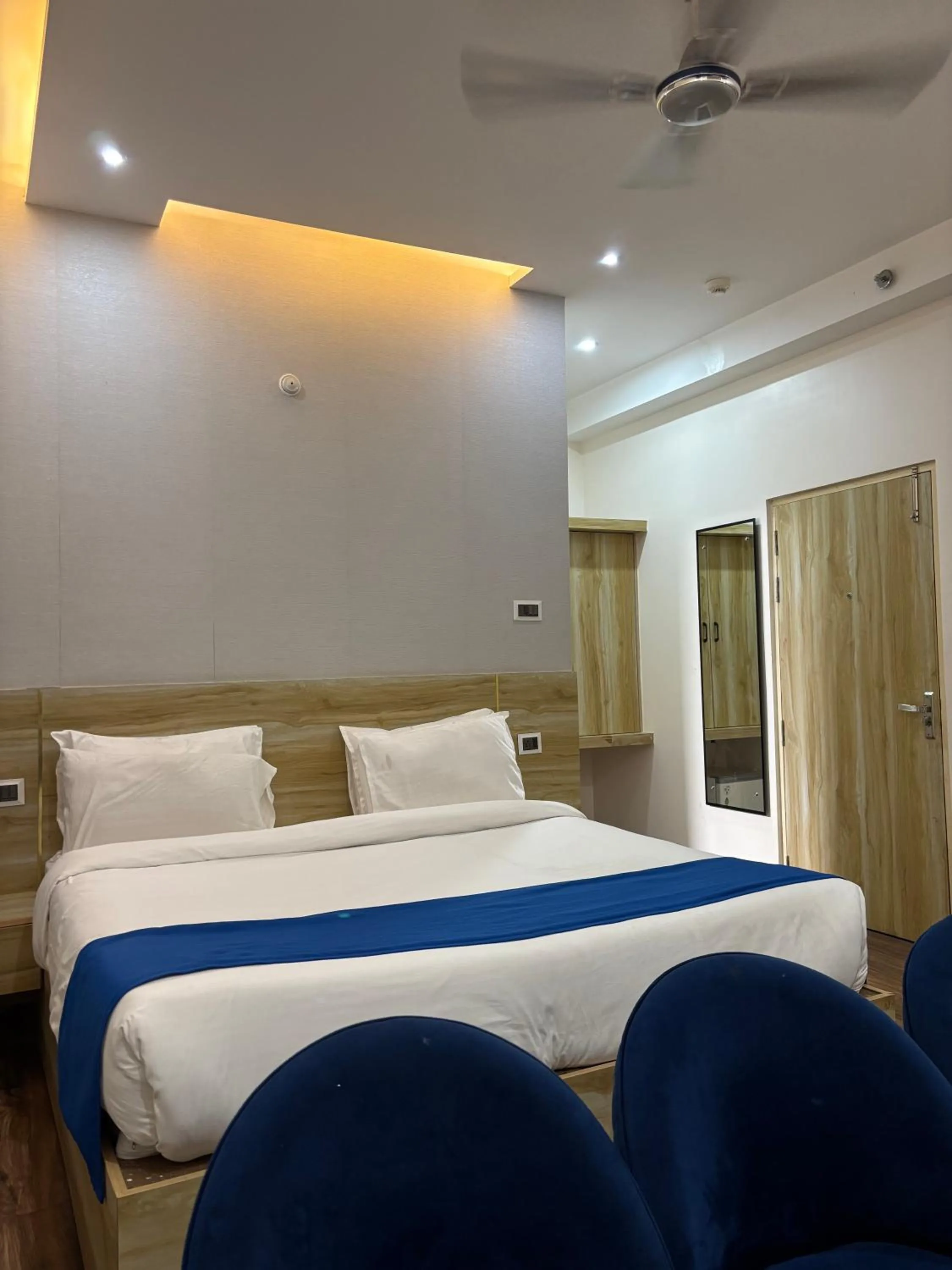 Bedroom in Dolphin Club And Resort