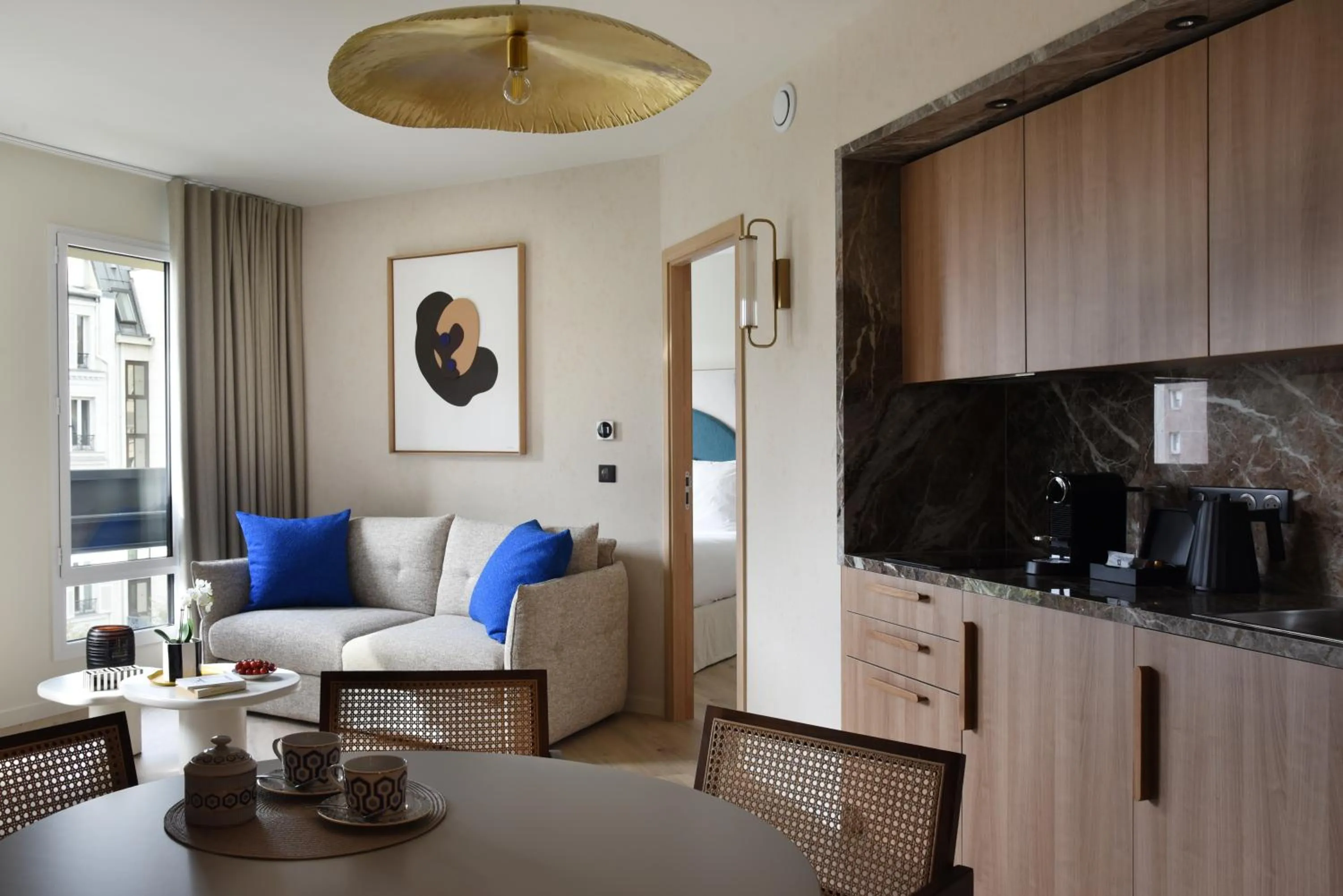 Living room in Yuna Porte-Maillot - ApartHotel