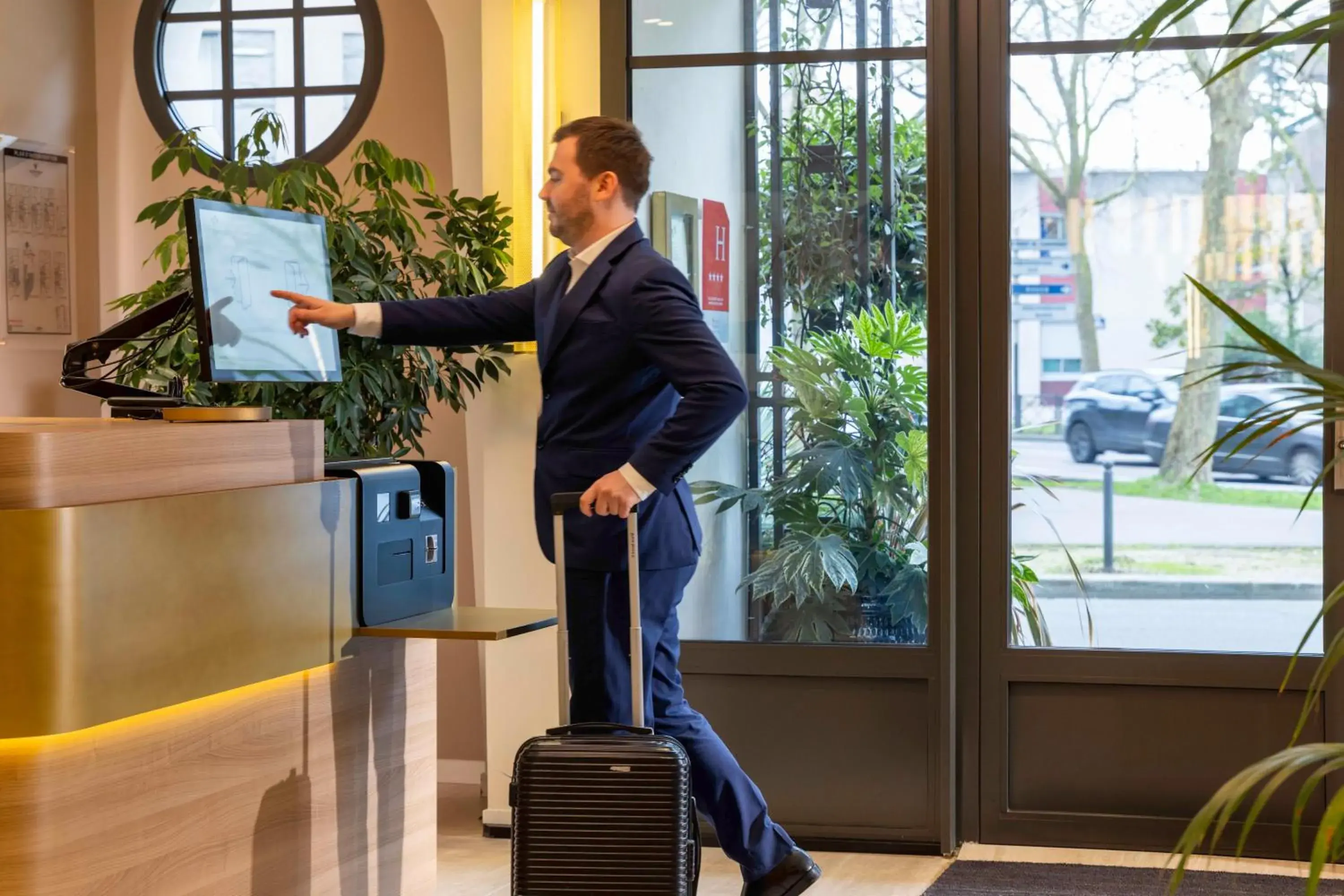 Lobby or reception in Yuna Porte-Maillot - ApartHotel Lobby or reception in Yuna Porte-Maillot - ApartHotel