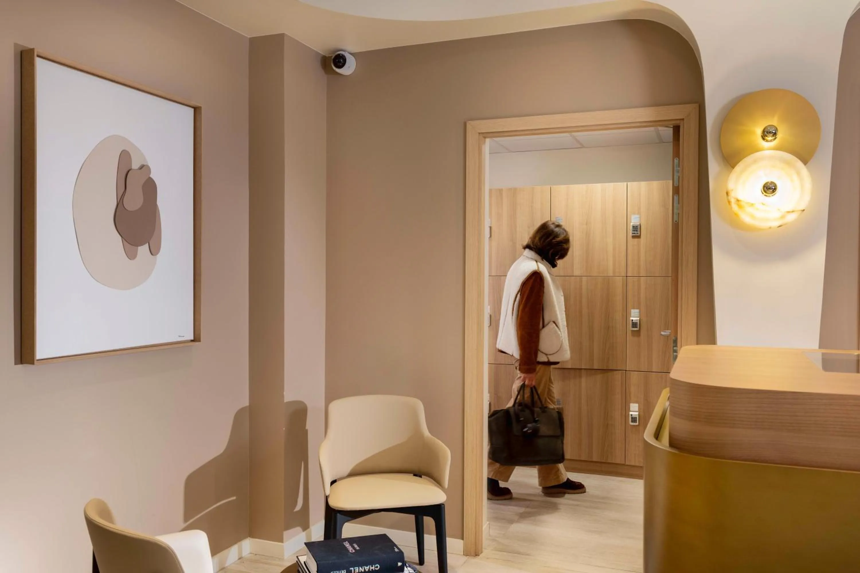 Living room in Yuna Porte-Maillot - ApartHotel