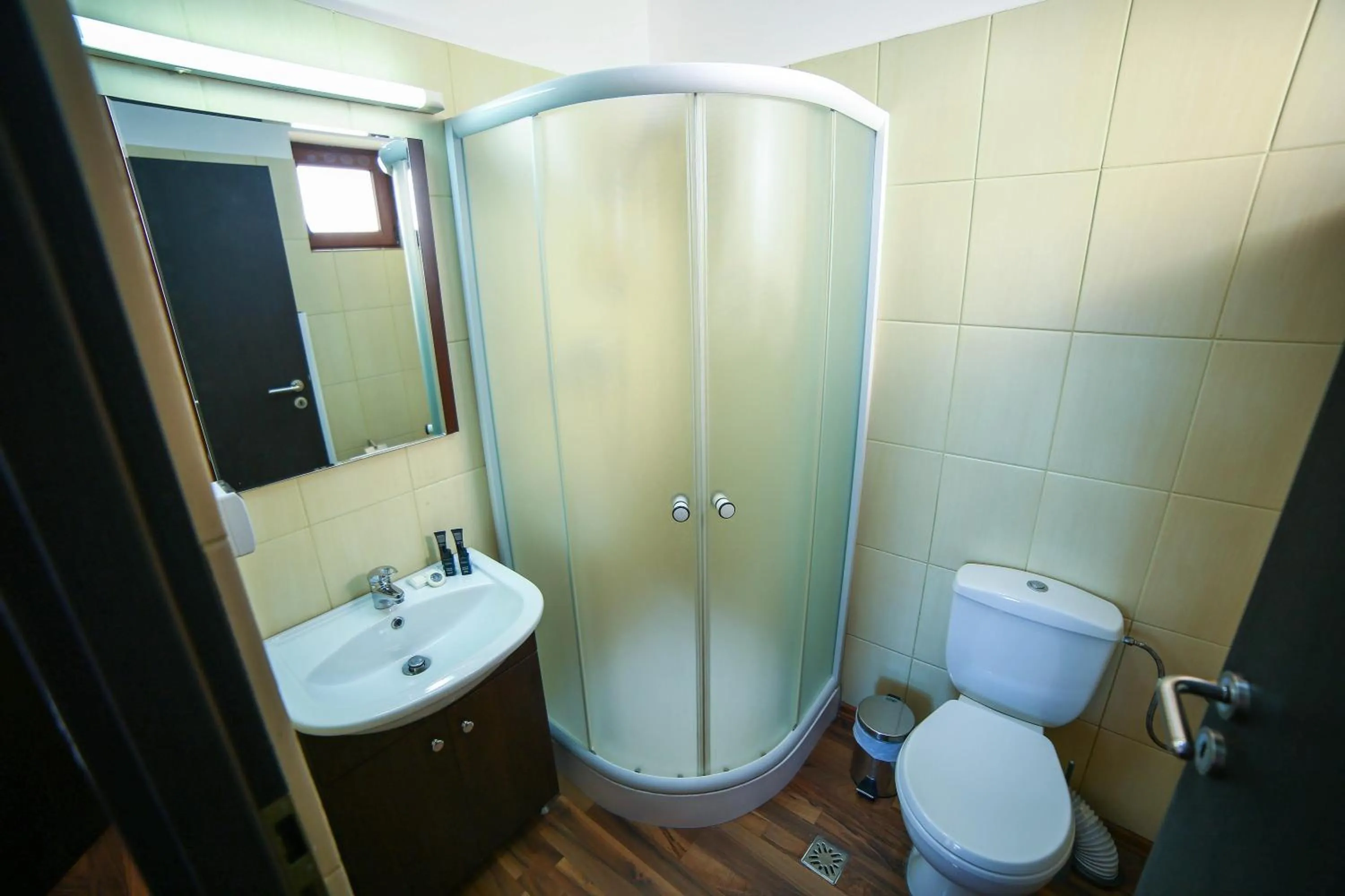 Shower in Bliss Residence