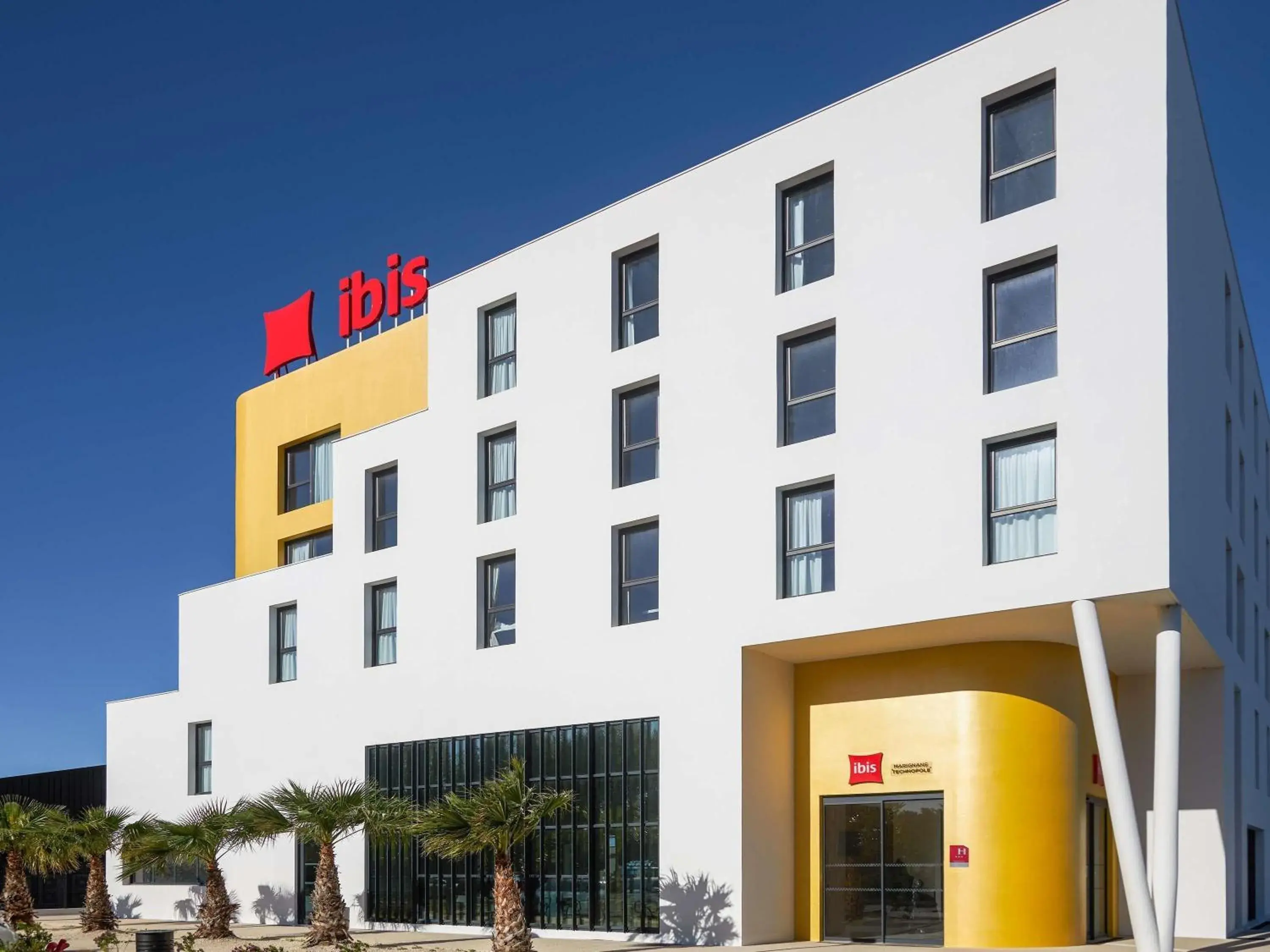 Property building in Ibis Marseille Marignane Technopole Property building in Ibis Marseille Marignane Technopole
