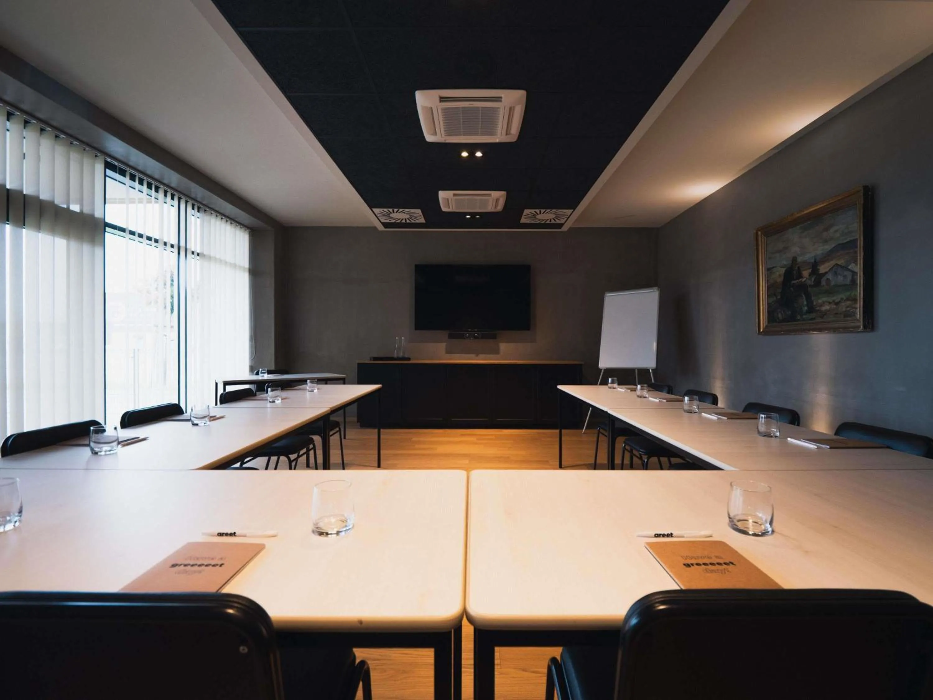 Meeting/conference room in greet hotel Cernay Mulhouse