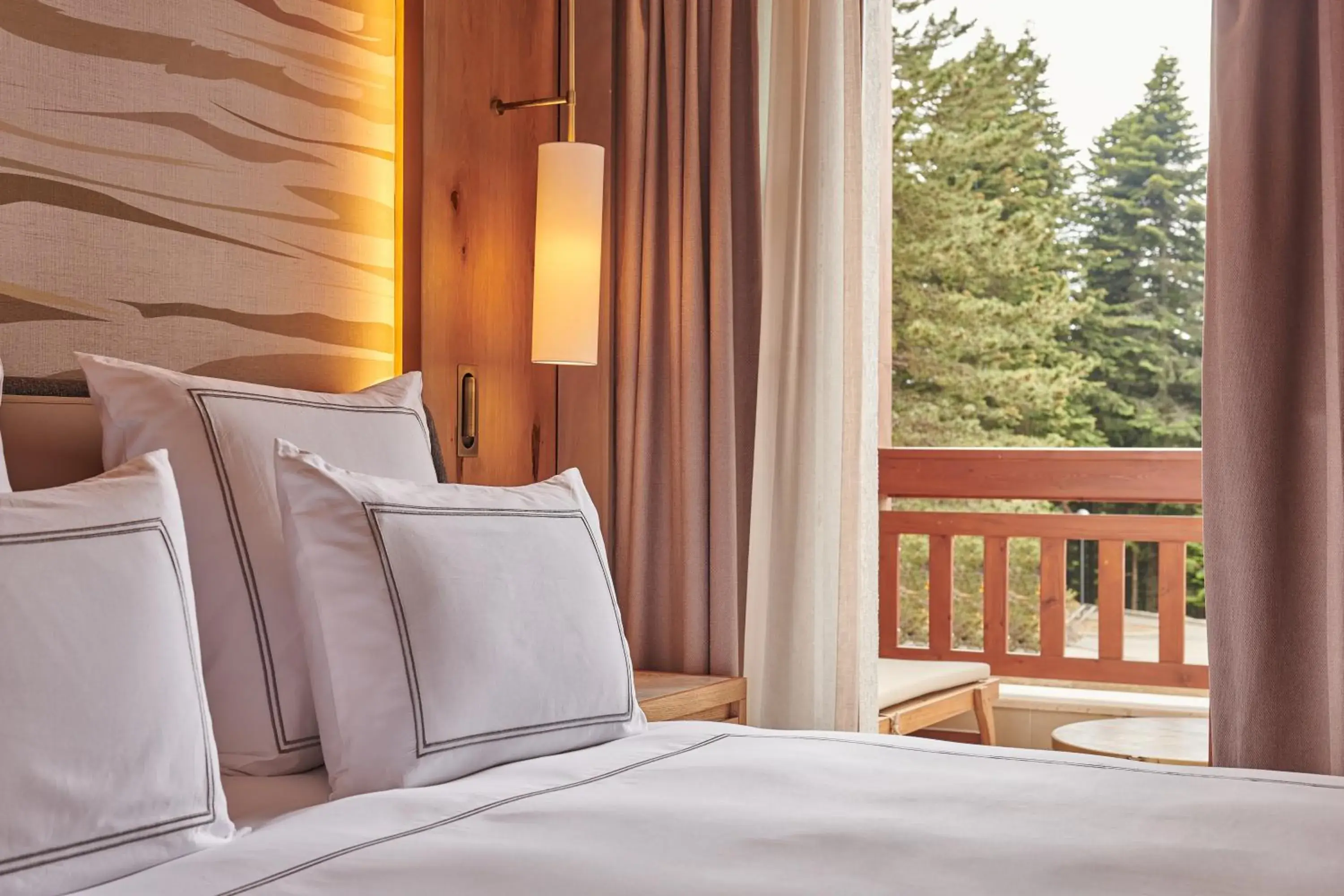 Swiss Deluxe King Room with Terrace in Swissotel Uludag Bursa Swiss Deluxe King Room with Terrace in Swissotel Uludag Bursa