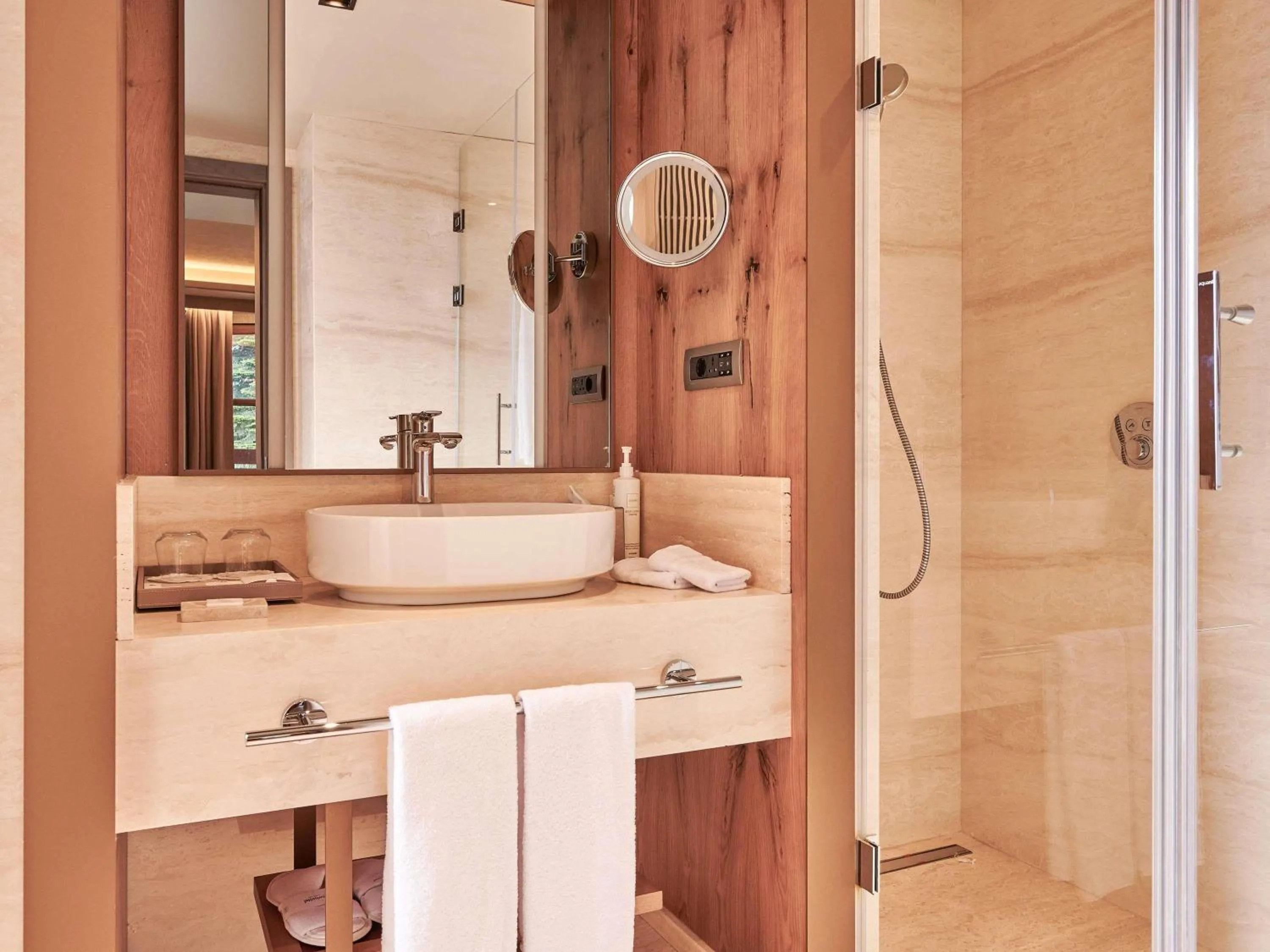 Bedroom in Swissotel Uludag Bursa