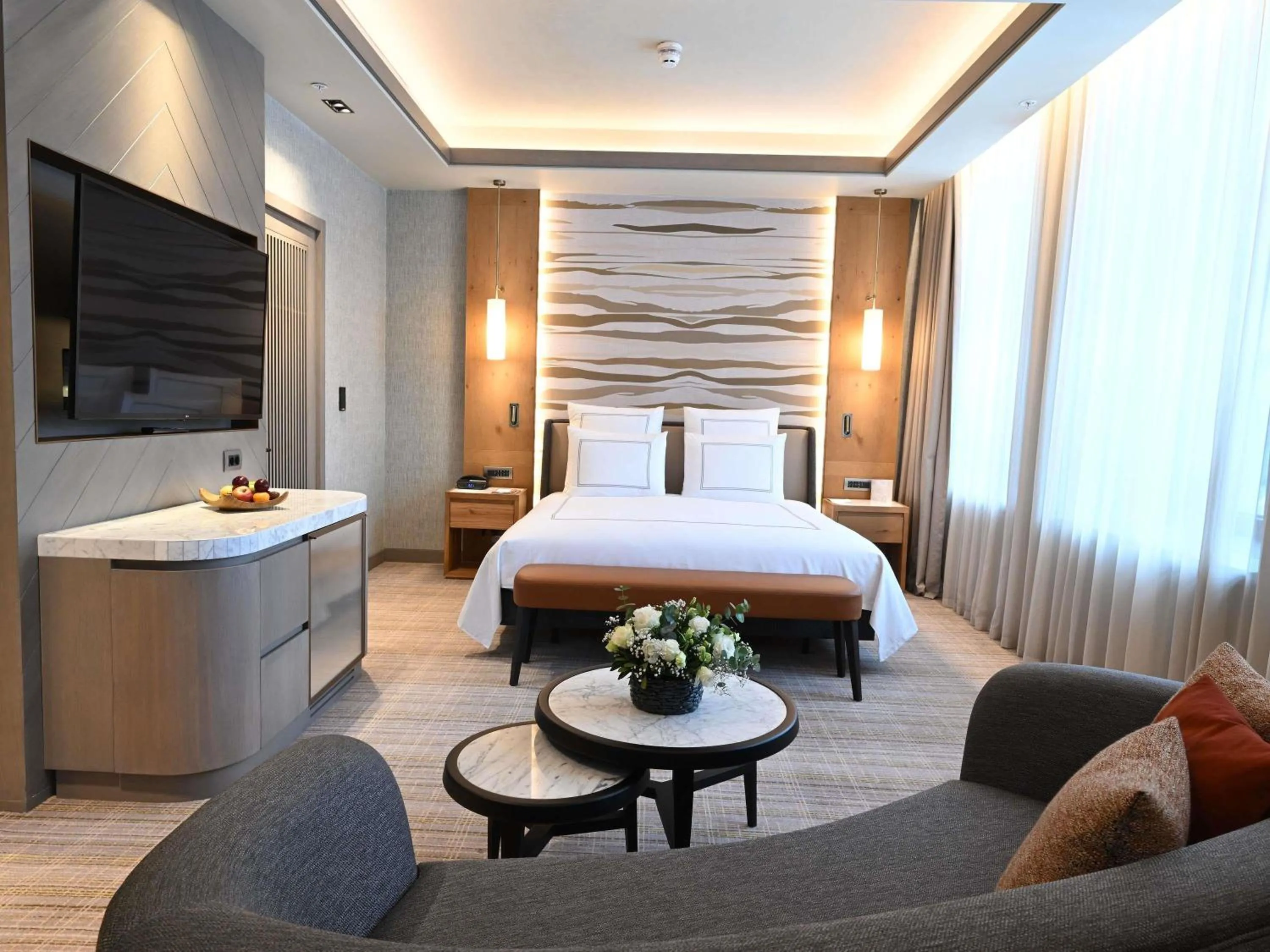 Photo of the whole room, Bed in Swissotel Uludag Bursa