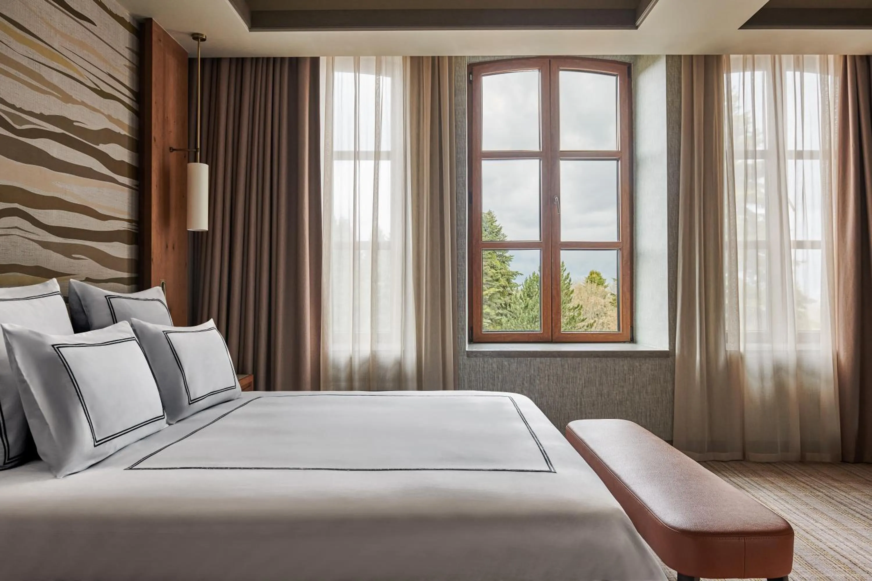 Bed in Swissotel Uludag Bursa