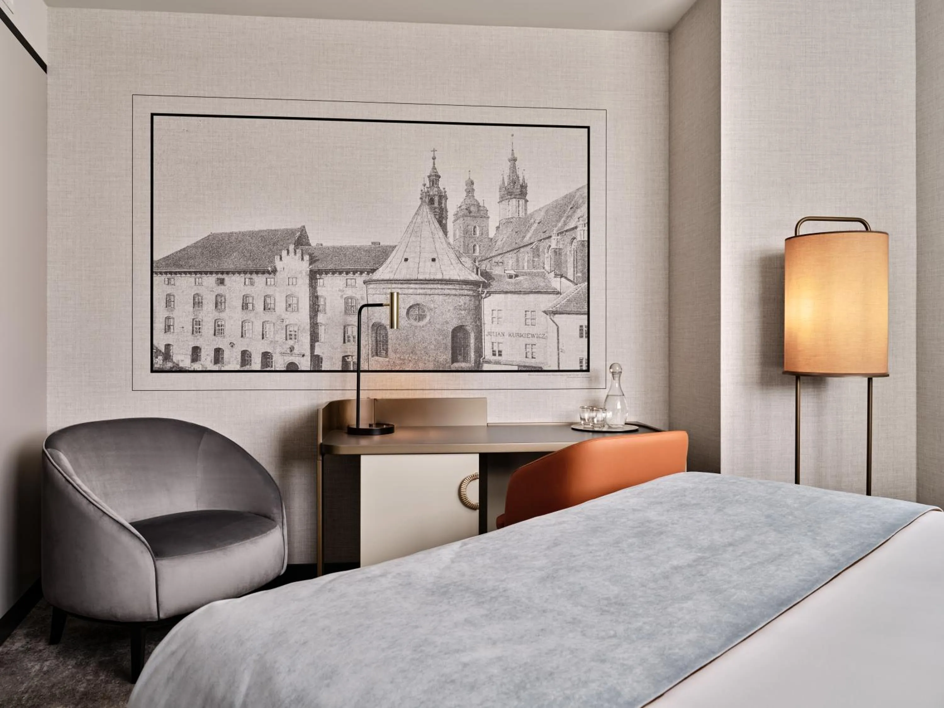 Bed in The Crown Krakow Center - Handwritten Collection ACCOR